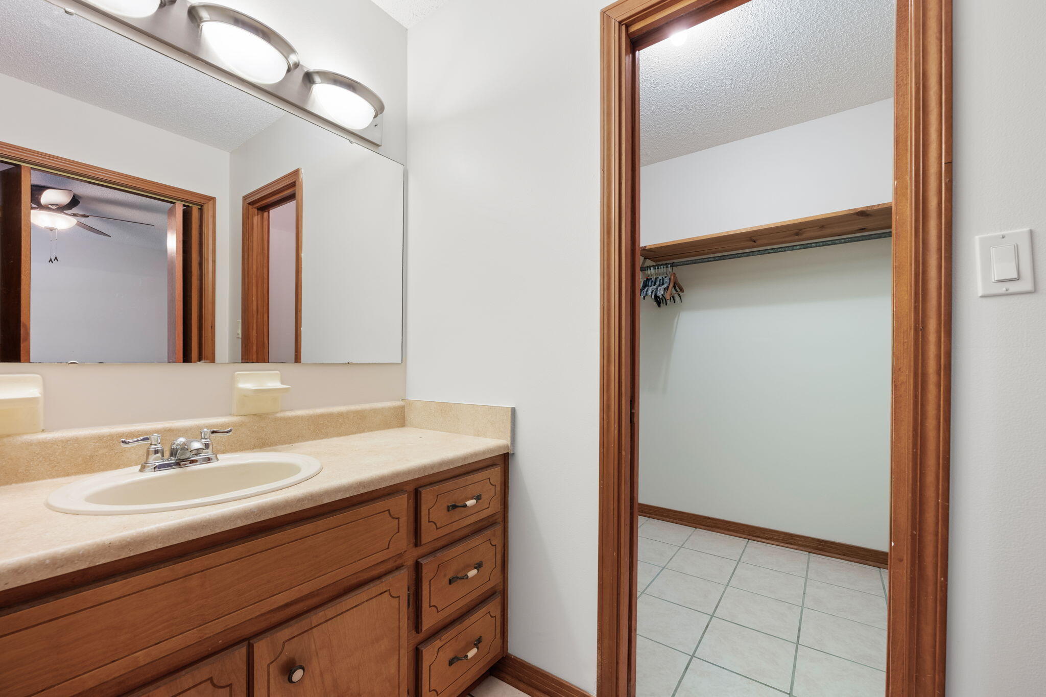 METRON ESTATES - Residential