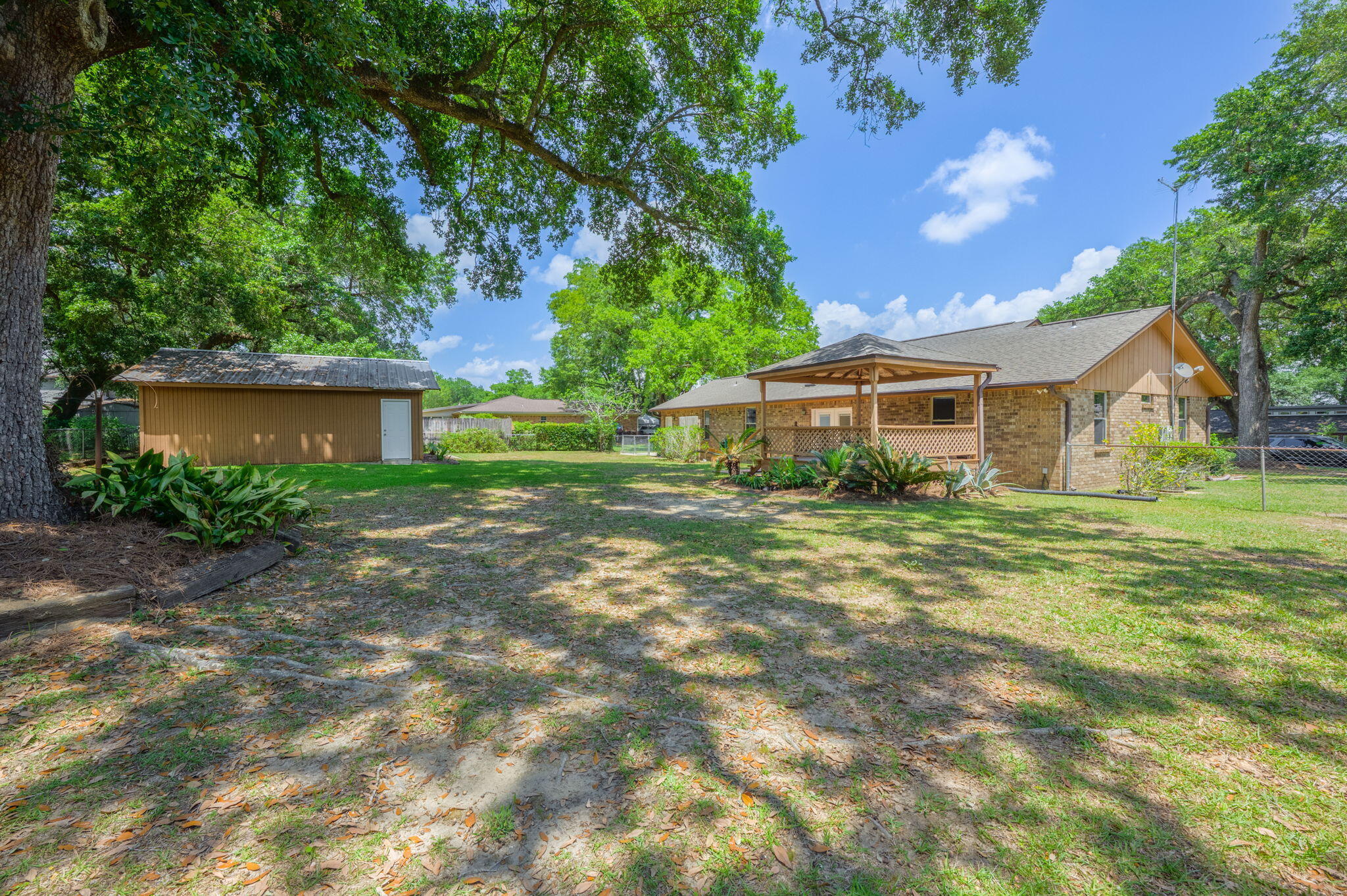 METRON ESTATES - Residential