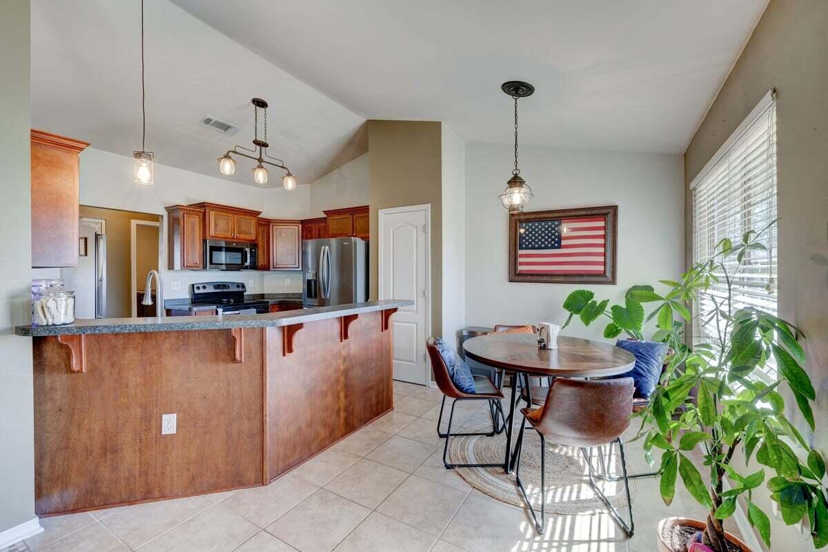 ALICIA PLACE - Residential