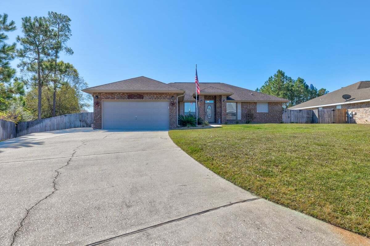 ALICIA PLACE - Residential