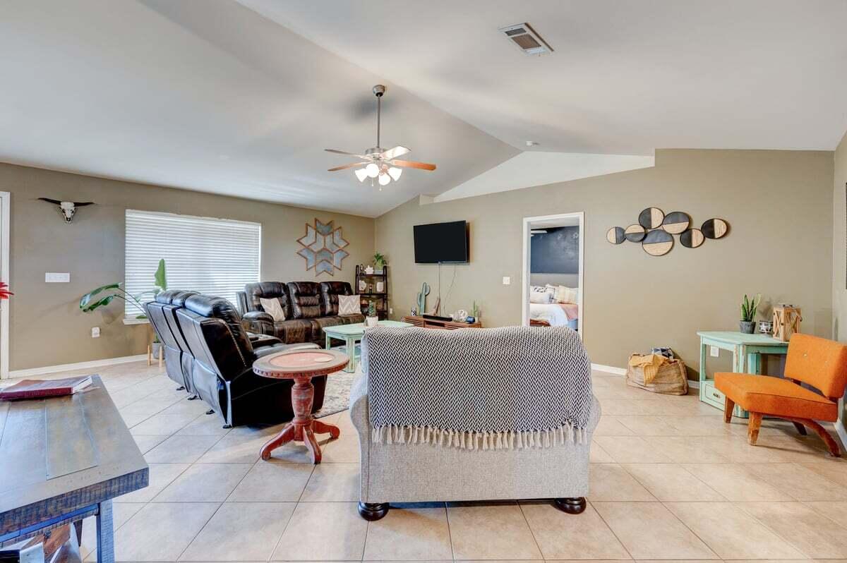 ALICIA PLACE - Residential