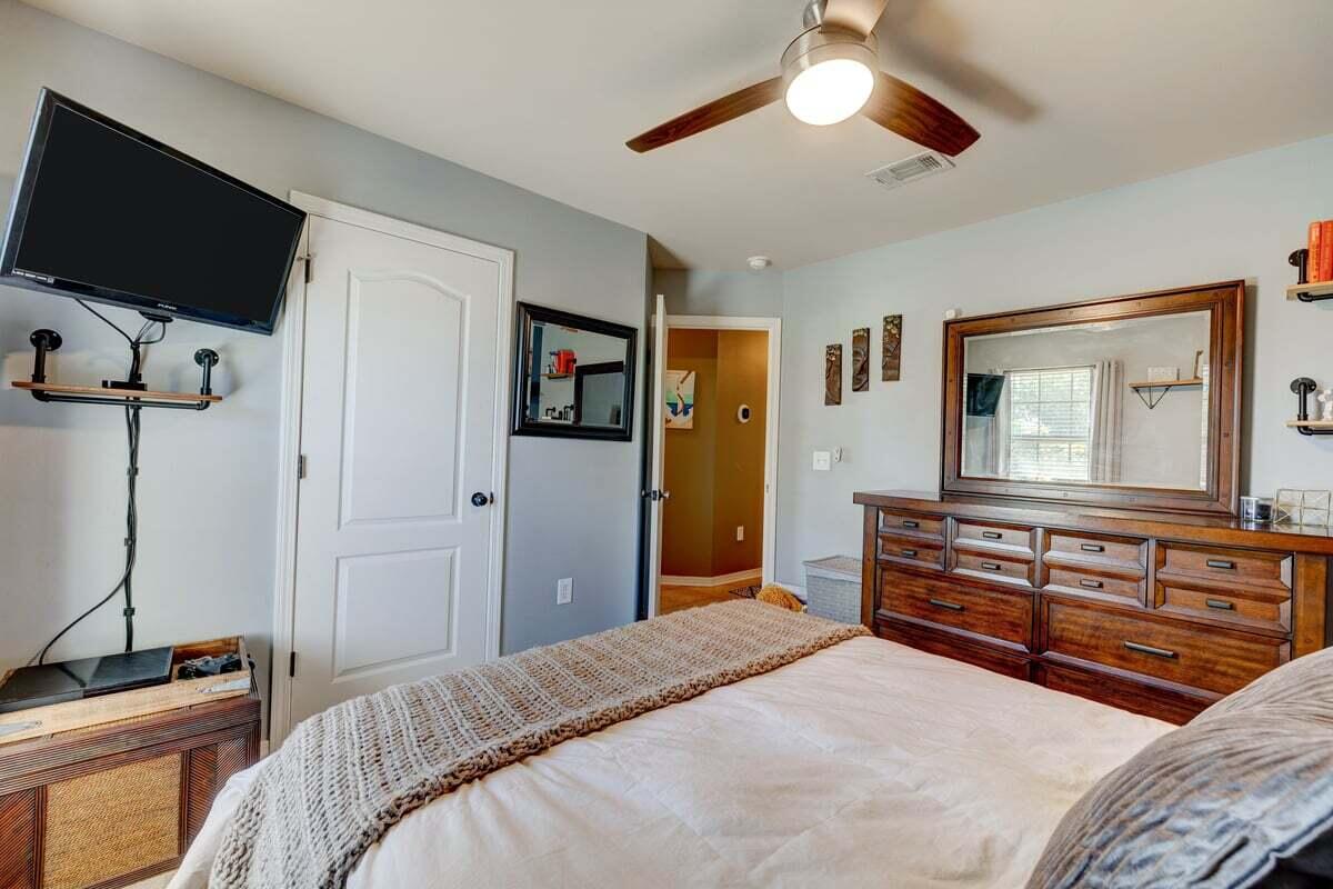 ALICIA PLACE - Residential