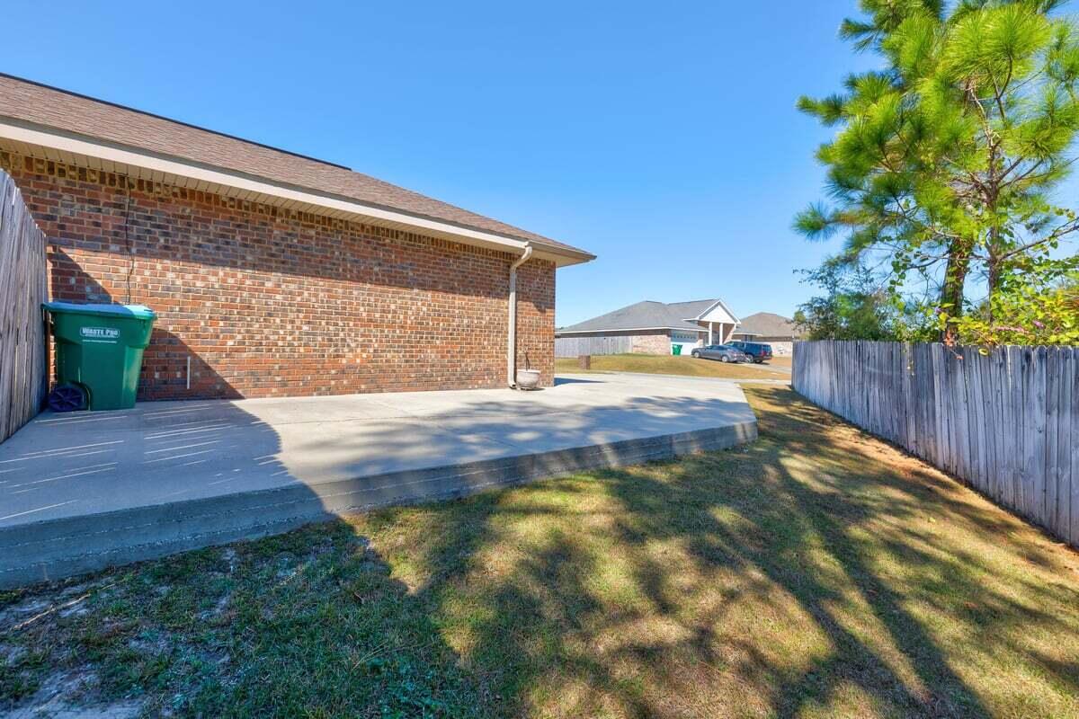 ALICIA PLACE - Residential