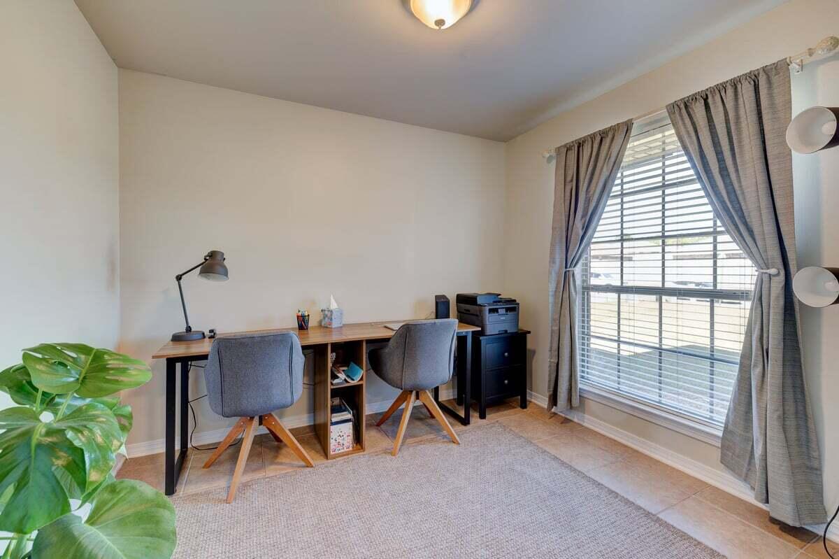 ALICIA PLACE - Residential