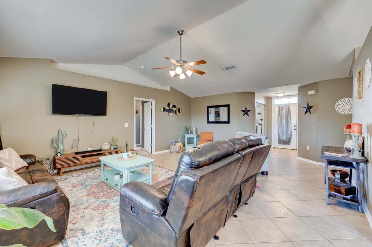 ALICIA PLACE - Residential