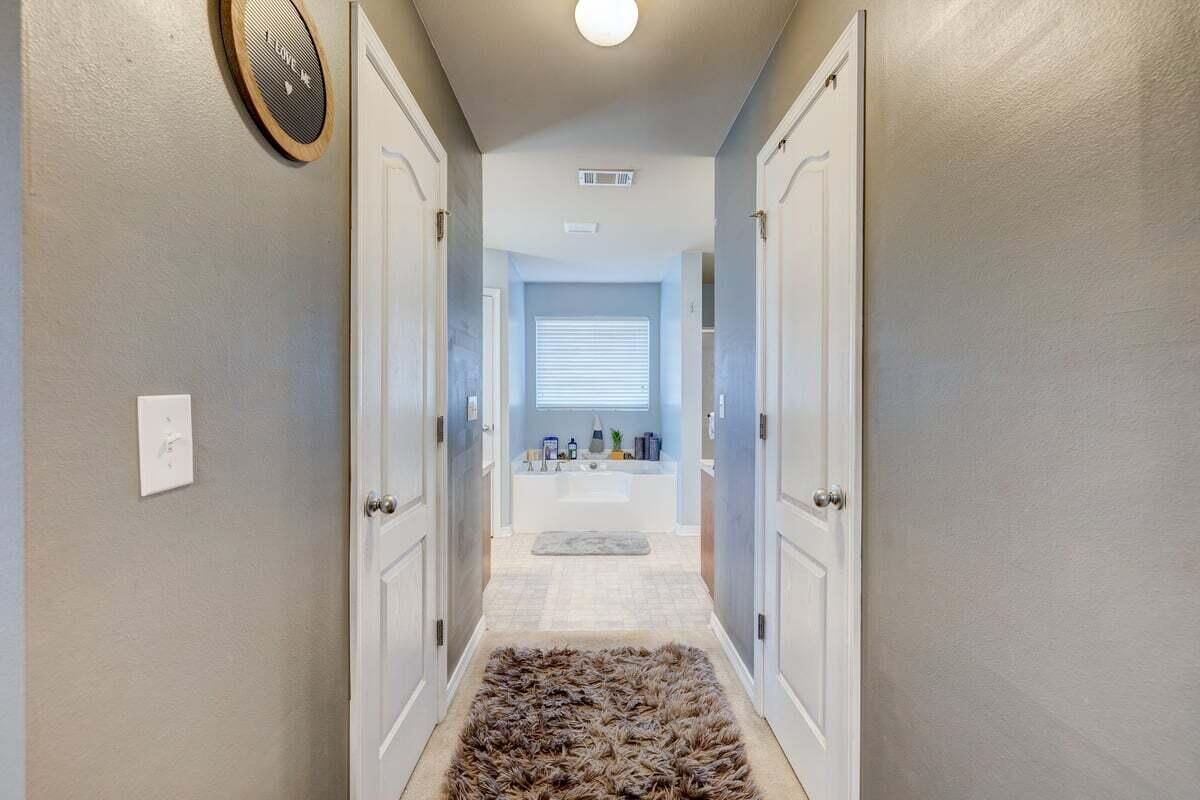 ALICIA PLACE - Residential