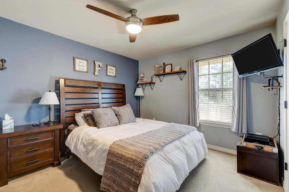 ALICIA PLACE - Residential