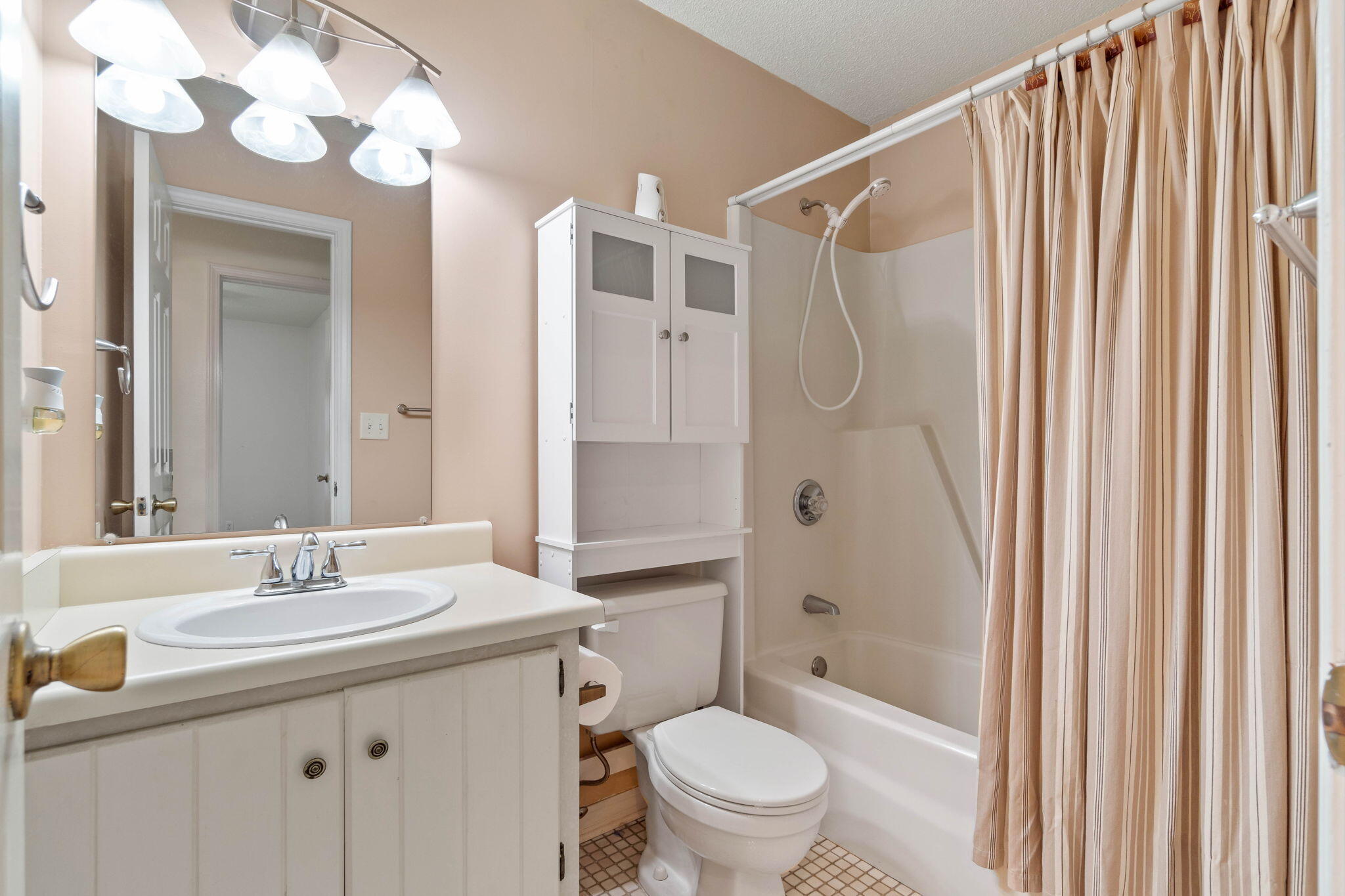 MISTY RIDGE ESTATES - Residential