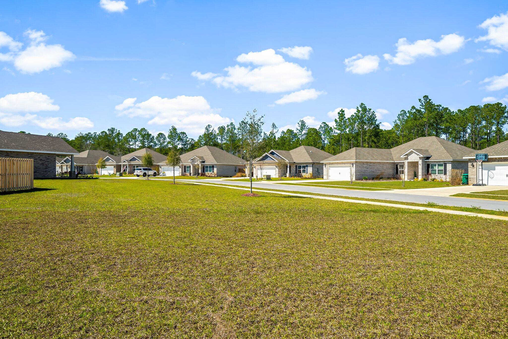 HAMMOCK BAY - Residential Lease