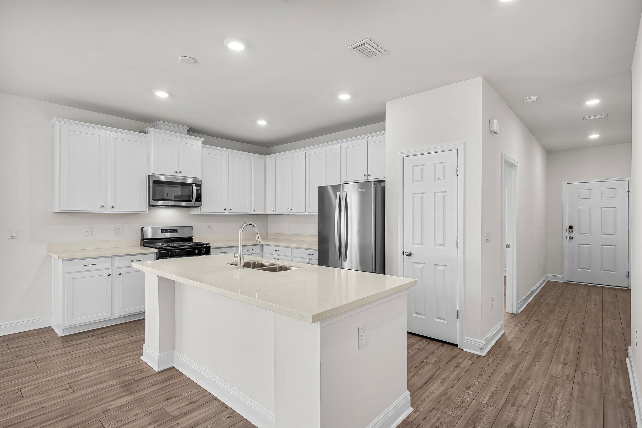 HAMMOCK BAY - Residential Lease