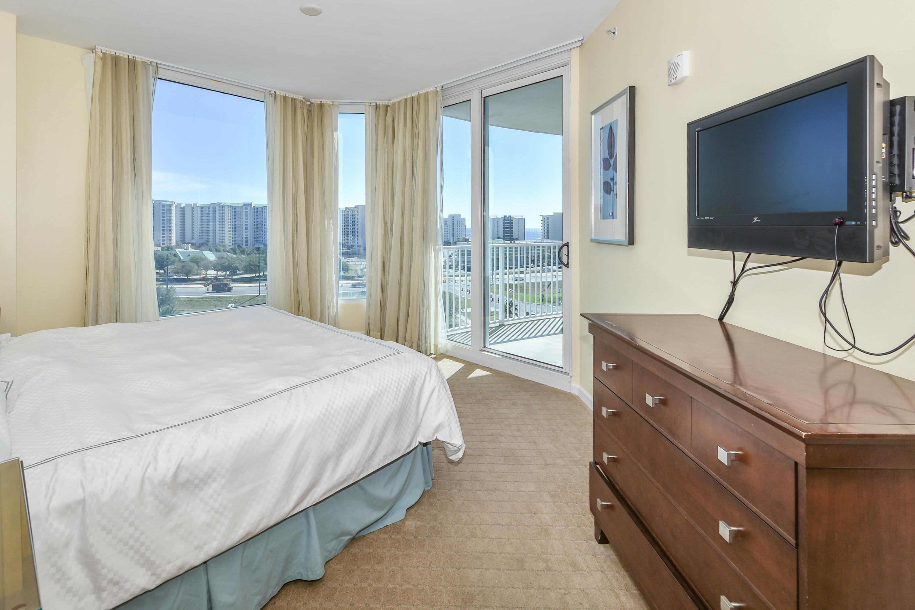 THE PALMS OF DESTIN - Residential