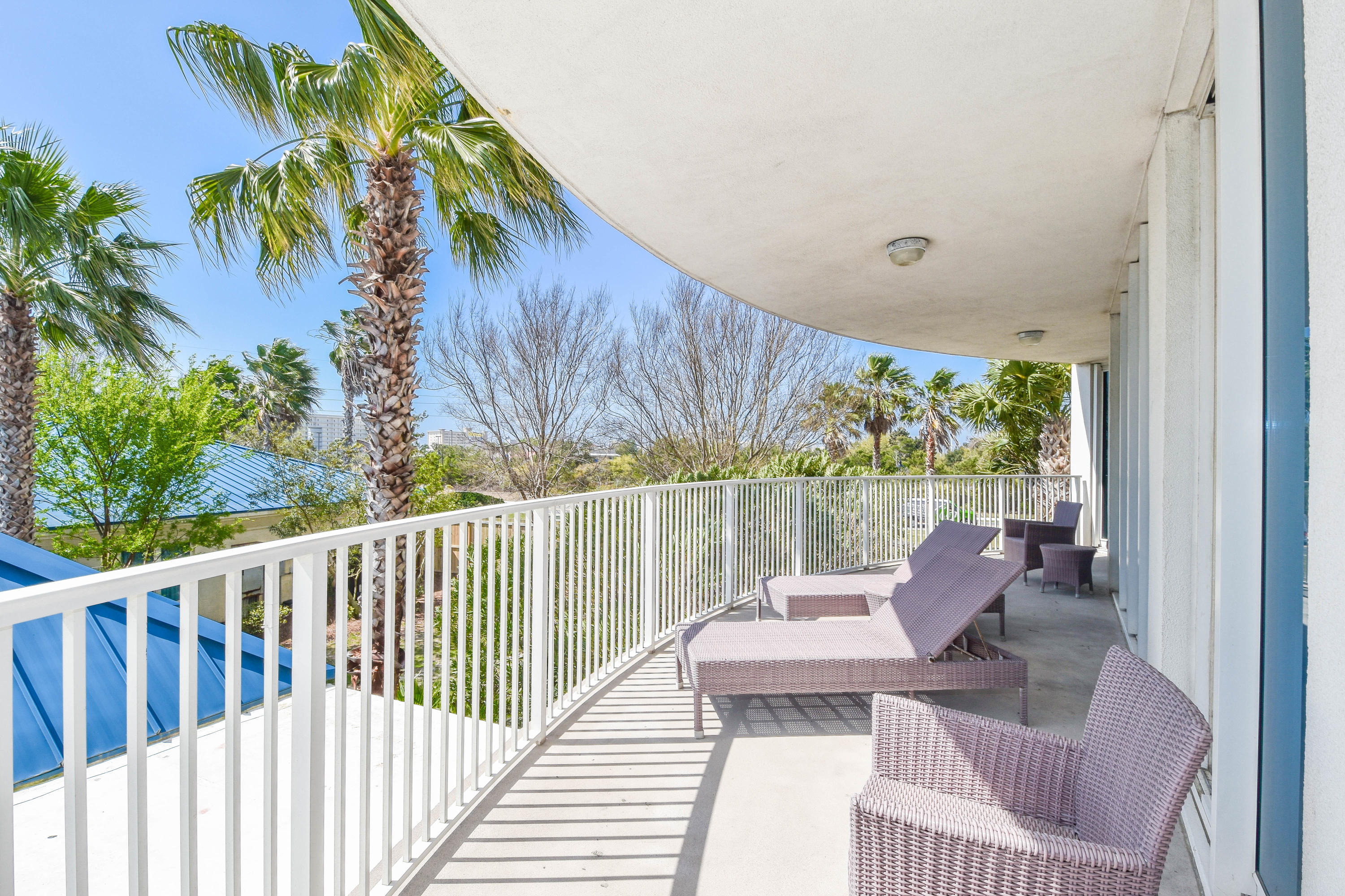 THE PALMS OF DESTIN - Residential