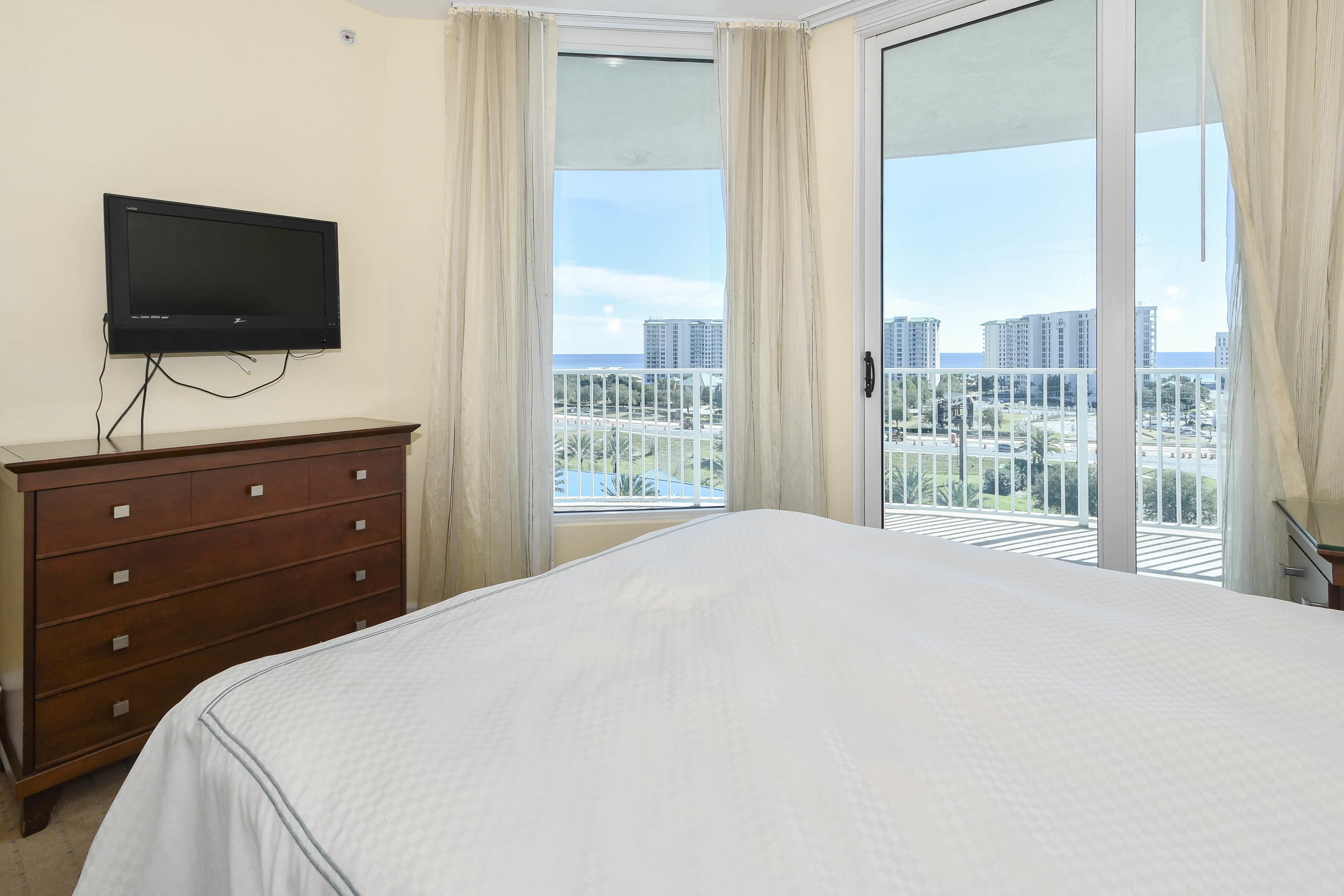 THE PALMS OF DESTIN - Residential