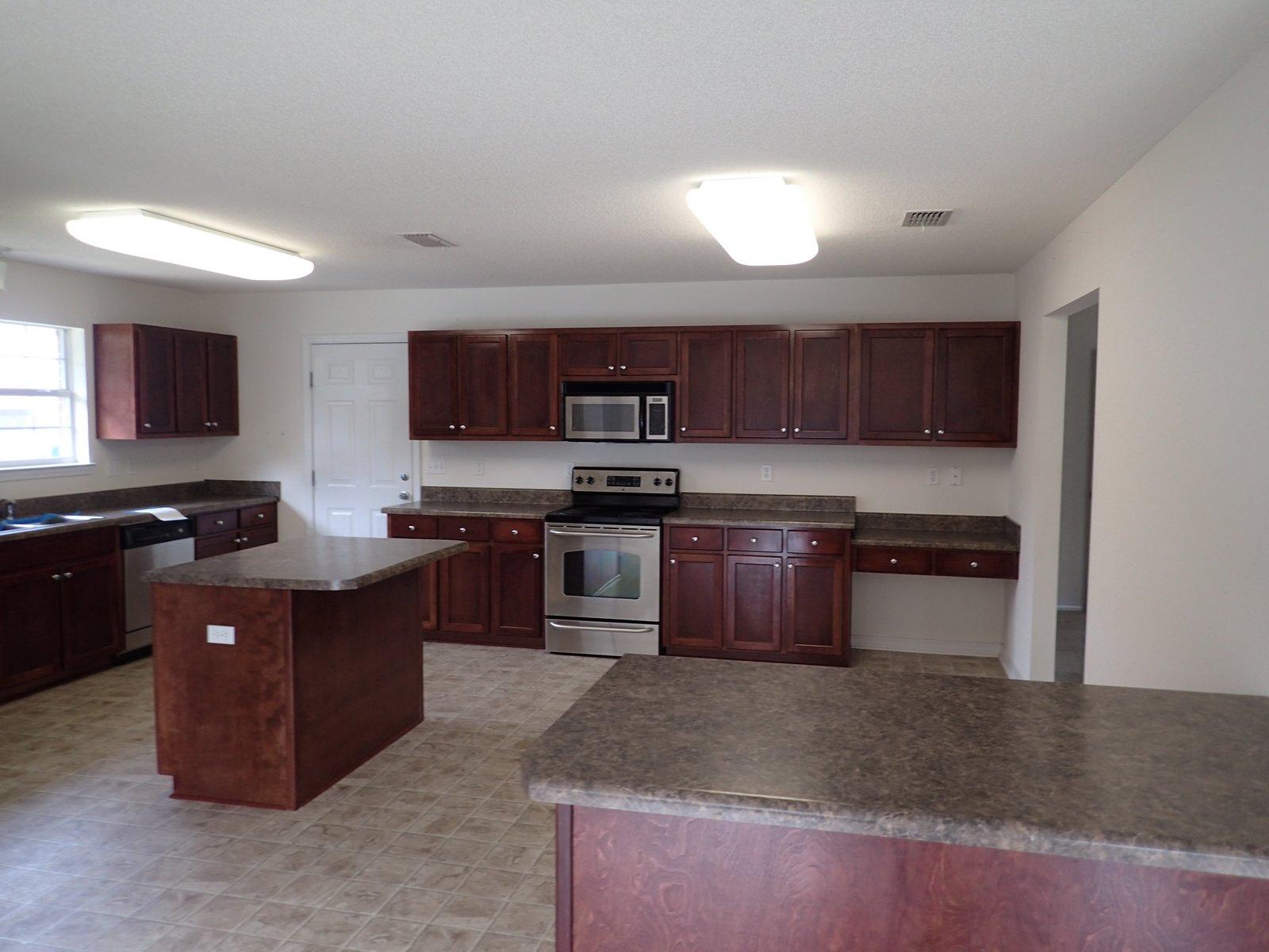 SILVER CREEK ESTATES - Residential