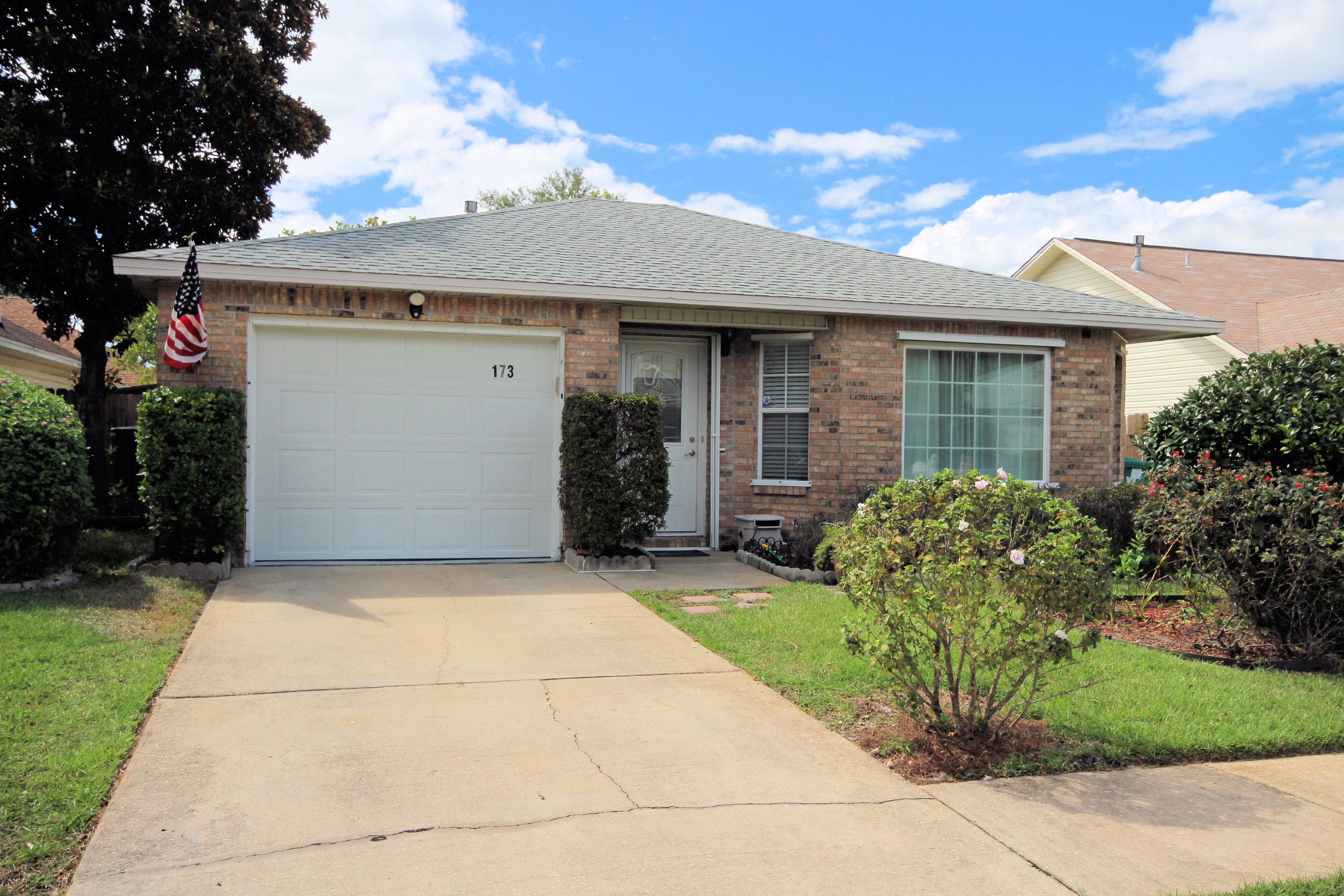 COVENTRY CORNERS - Residential