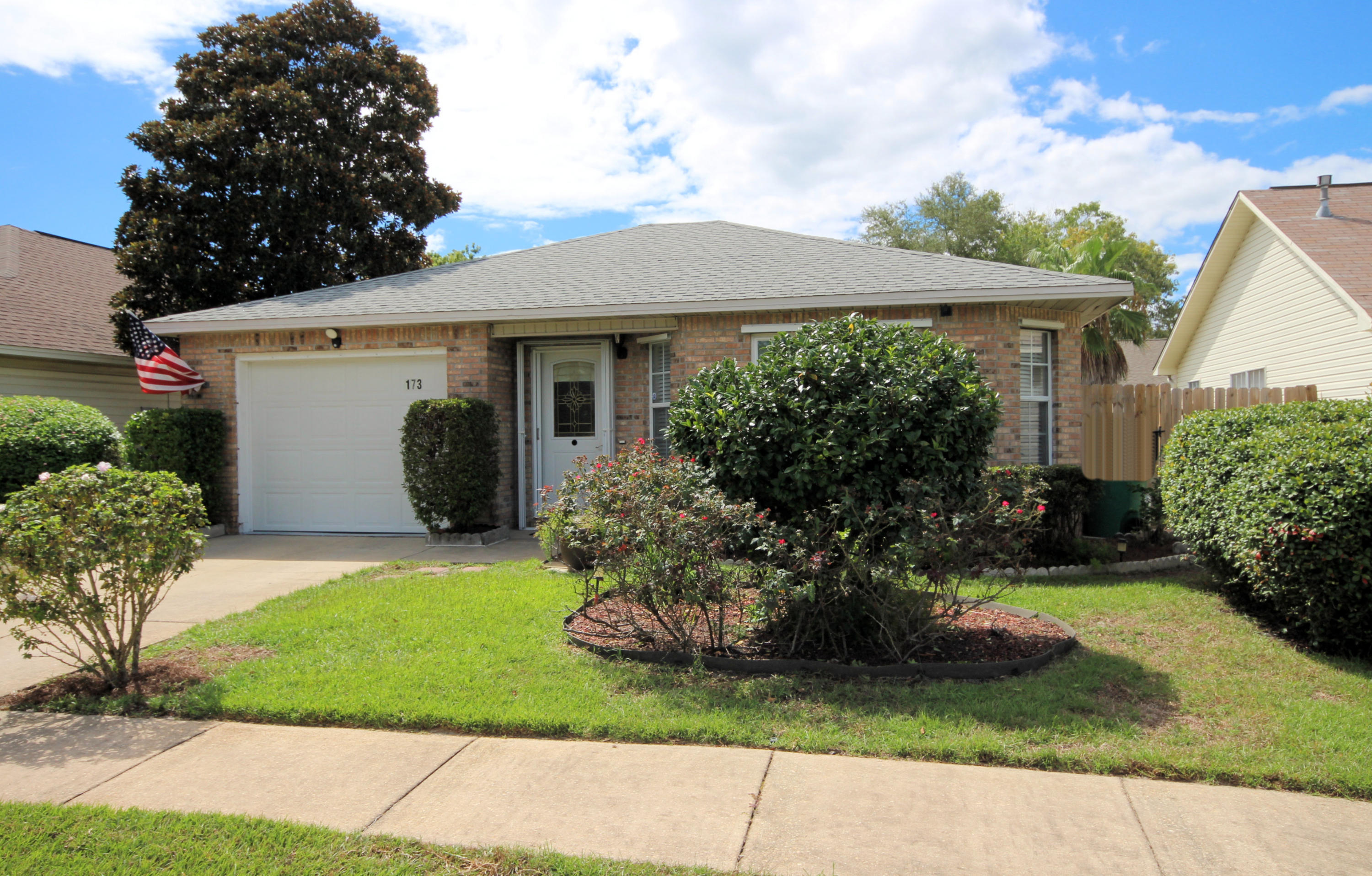 COVENTRY CORNERS - Residential