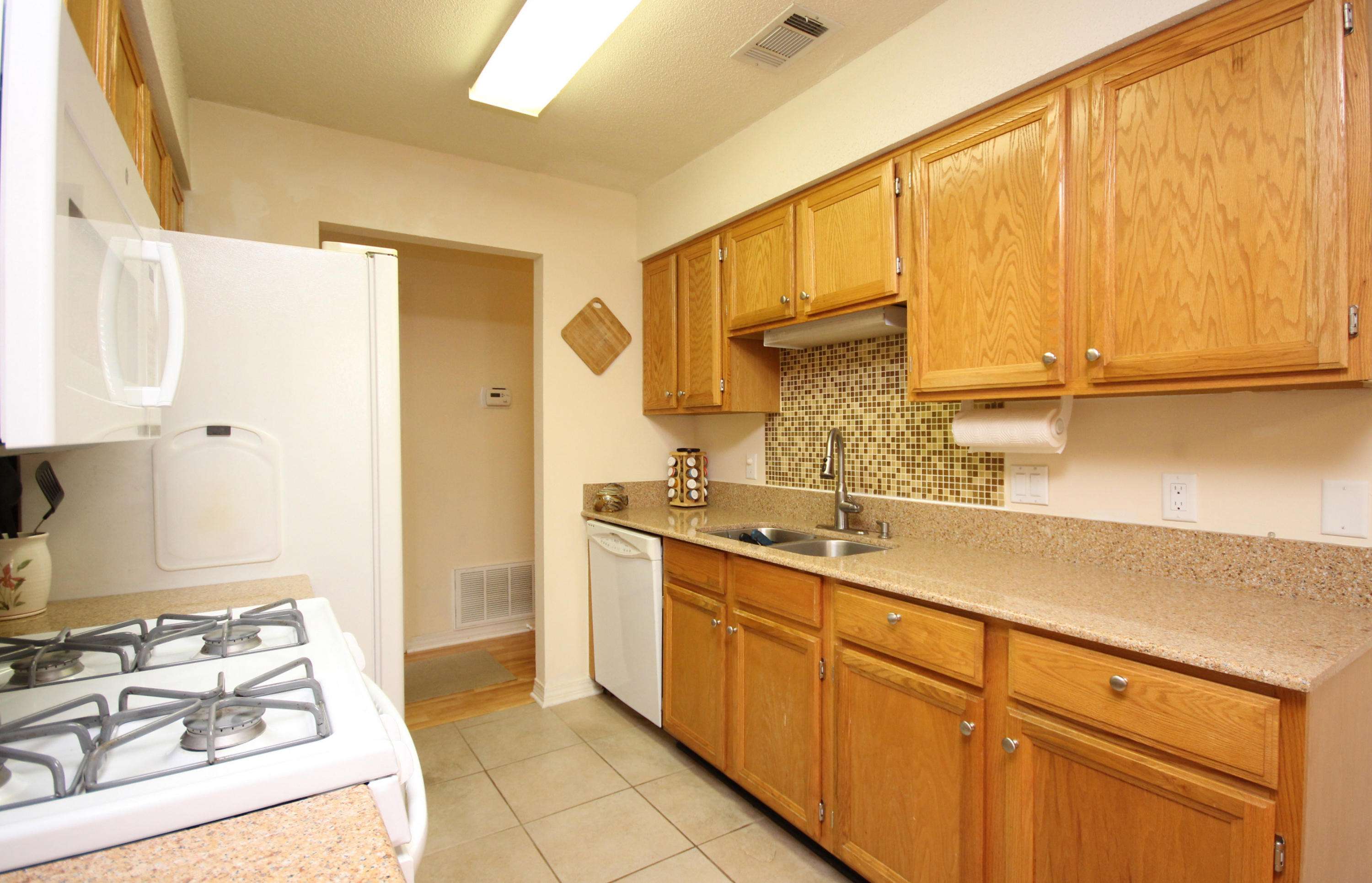 COVENTRY CORNERS - Residential