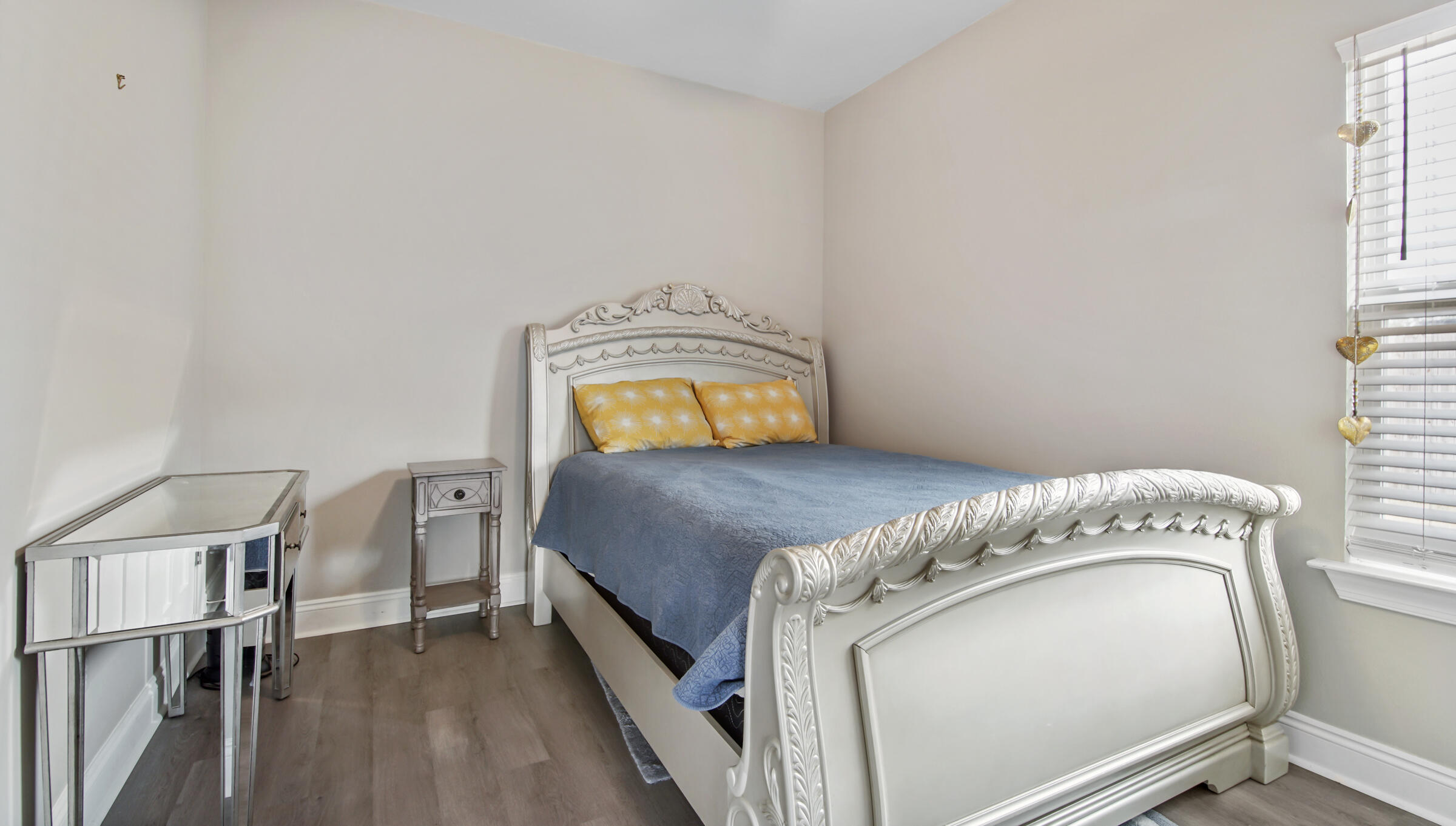 CROSS CREEK - Residential