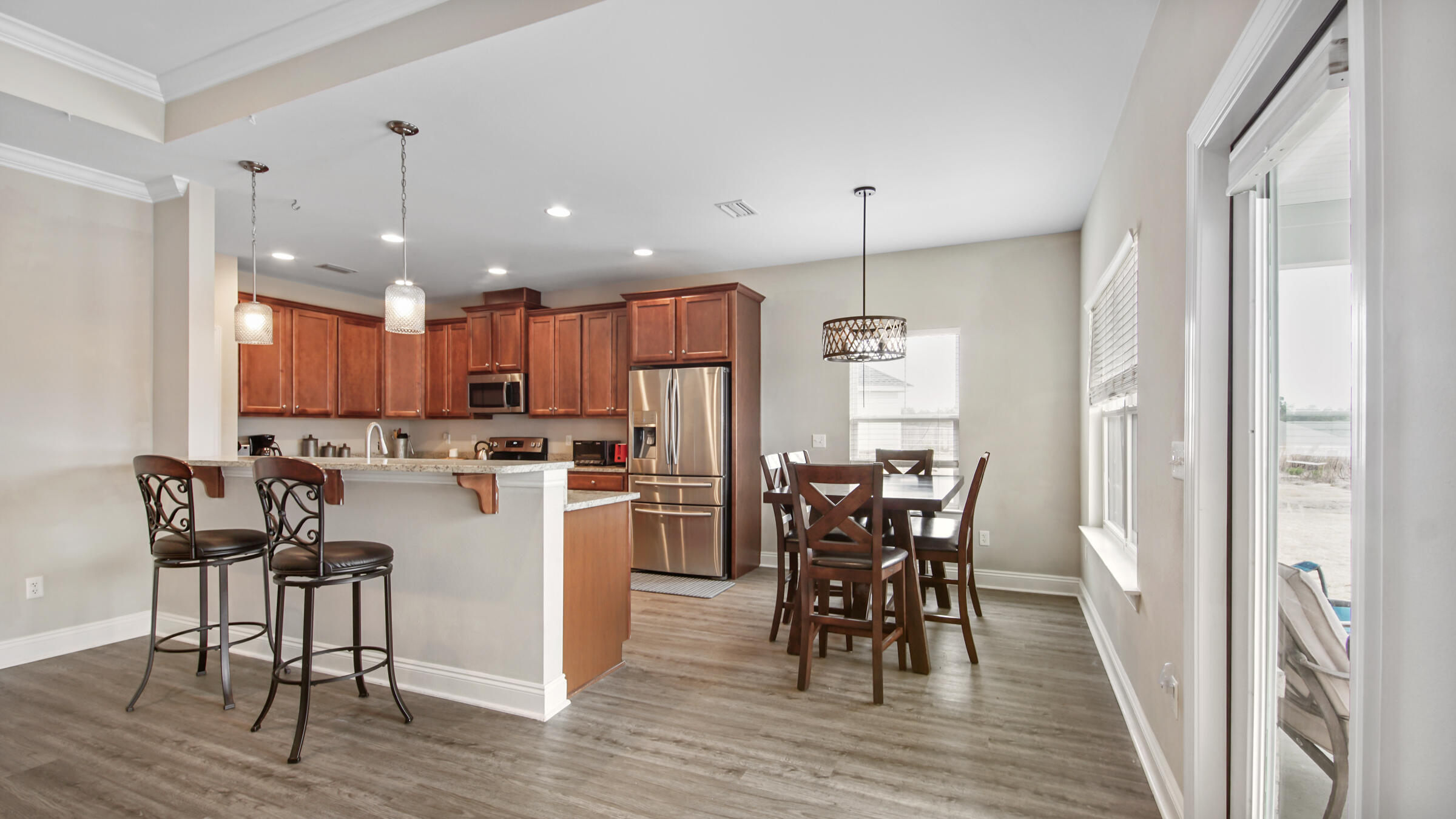 CROSS CREEK - Residential