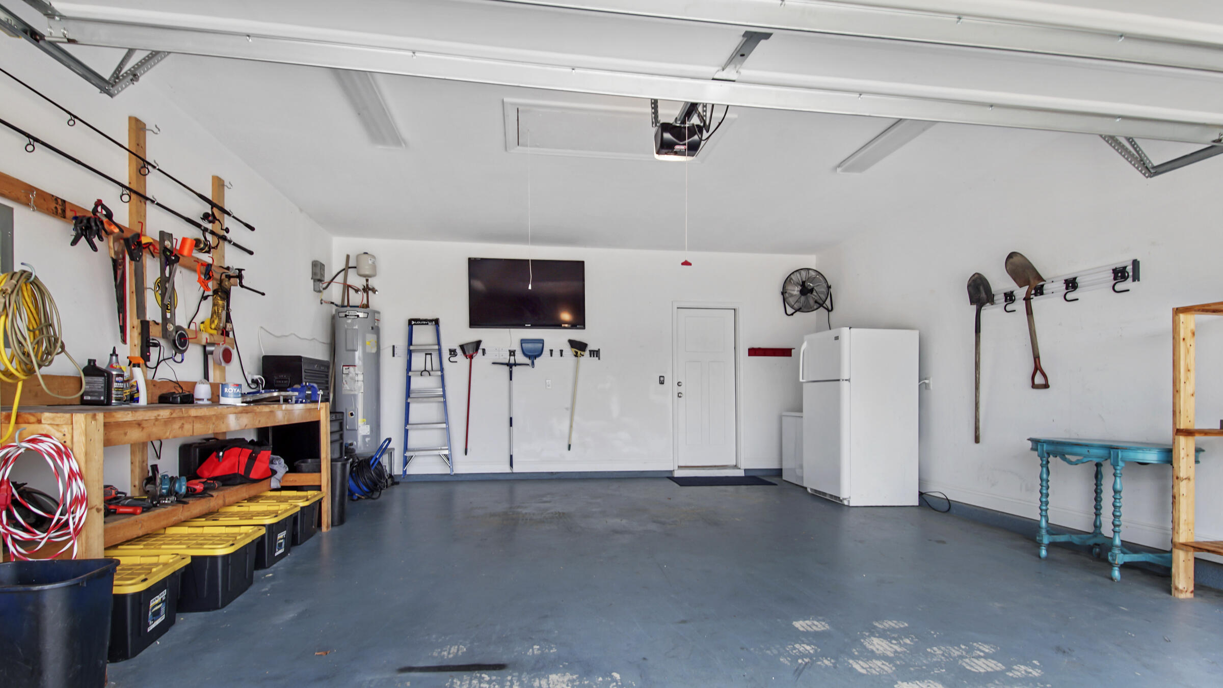 CROSS CREEK - Residential