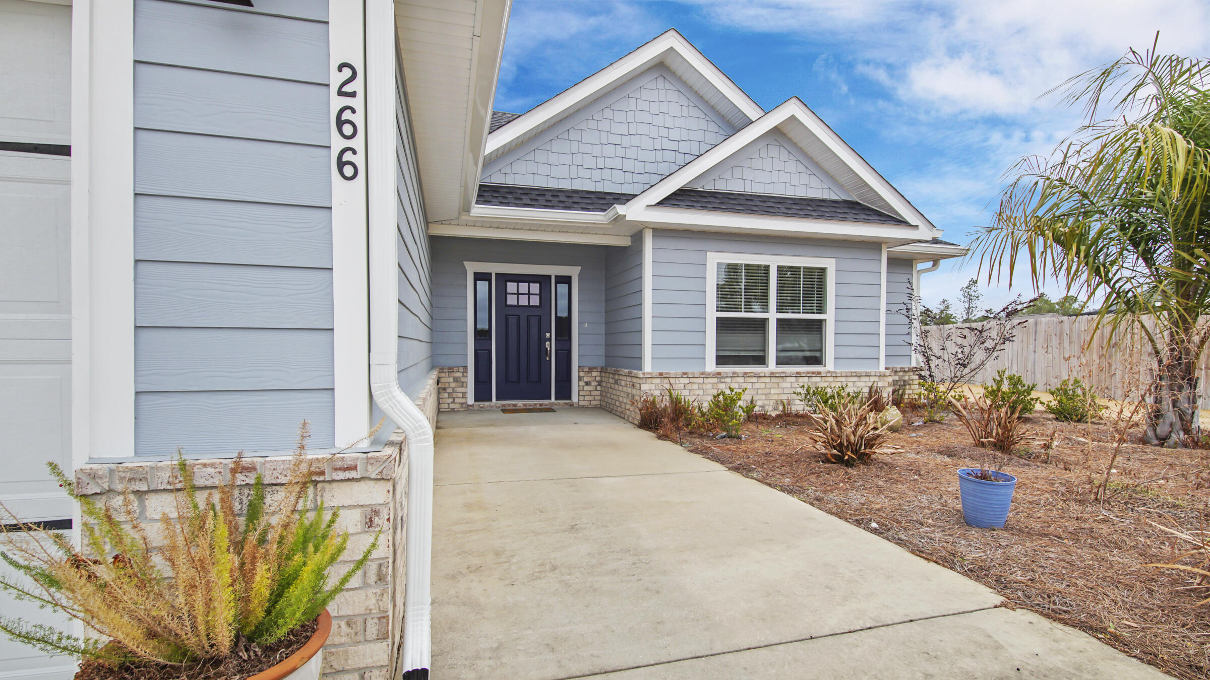 CROSS CREEK - Residential