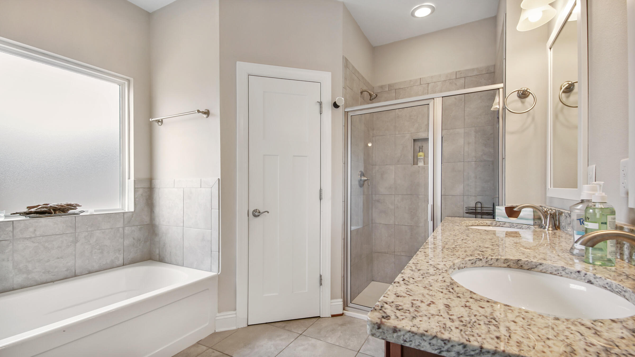 CROSS CREEK - Residential