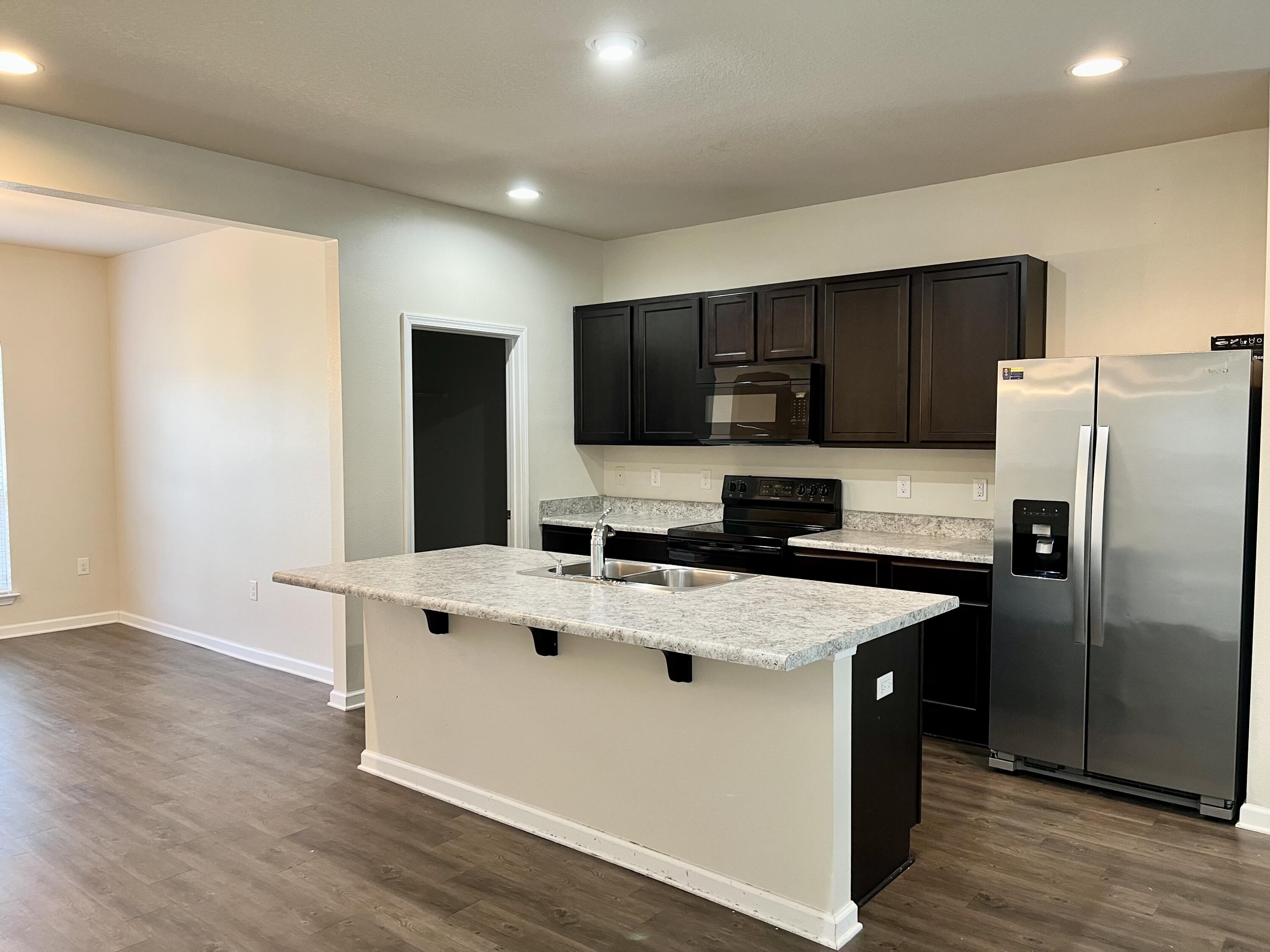 SCHOONER LANDING AT HAMMOCK BAY - Residential Lease