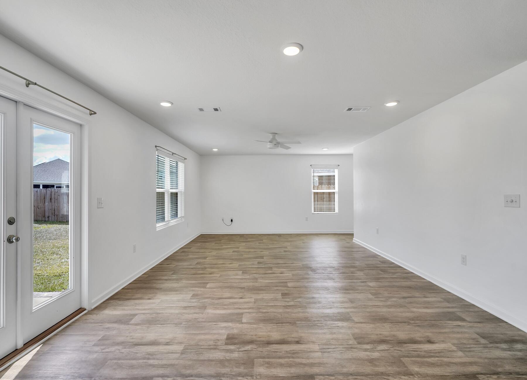 Redstone Commons - Residential Lease