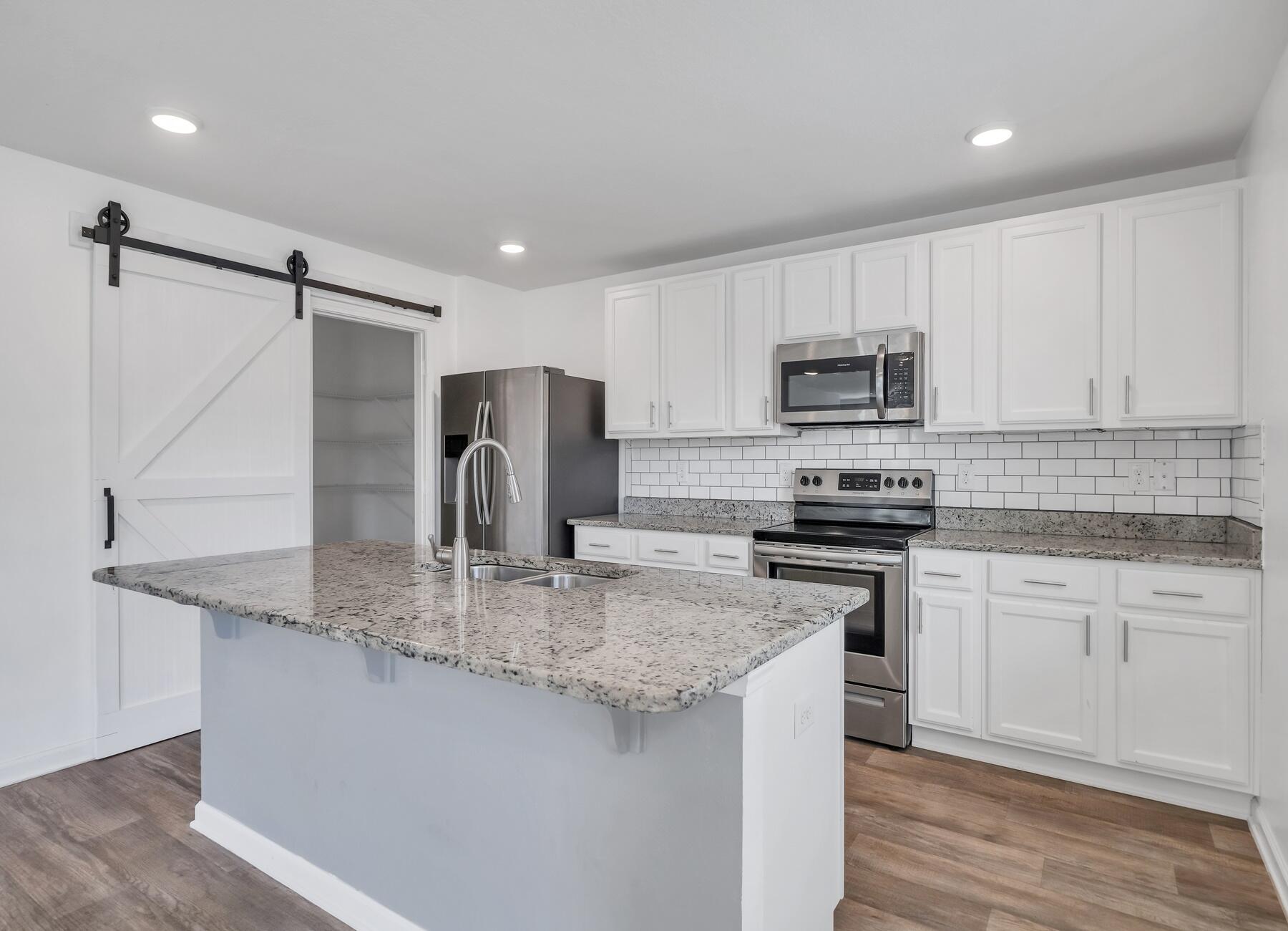 Redstone Commons - Residential Lease