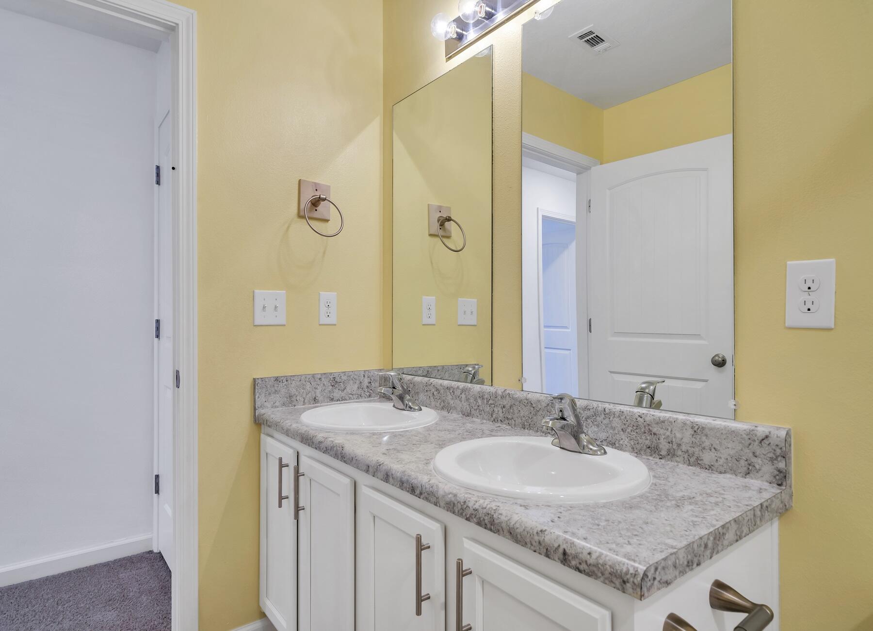 Redstone Commons - Residential Lease