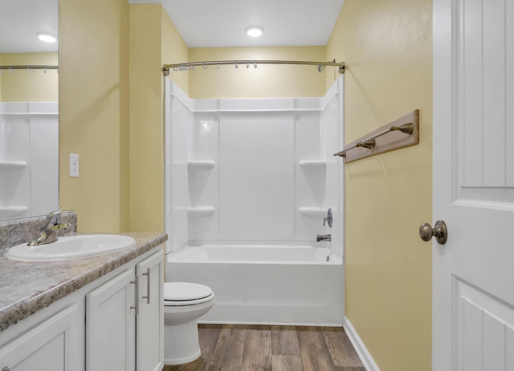 Redstone Commons - Residential Lease