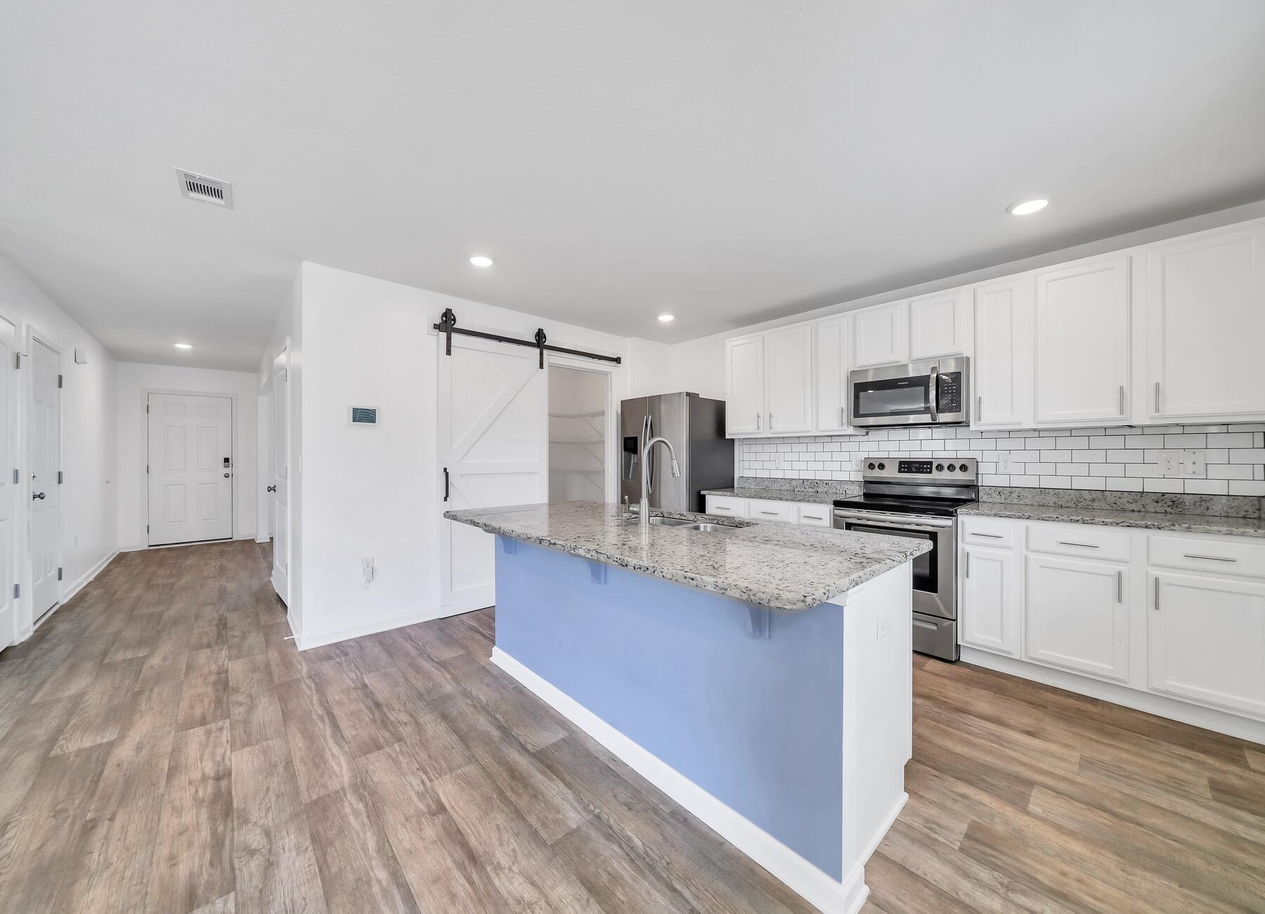 Redstone Commons - Residential Lease