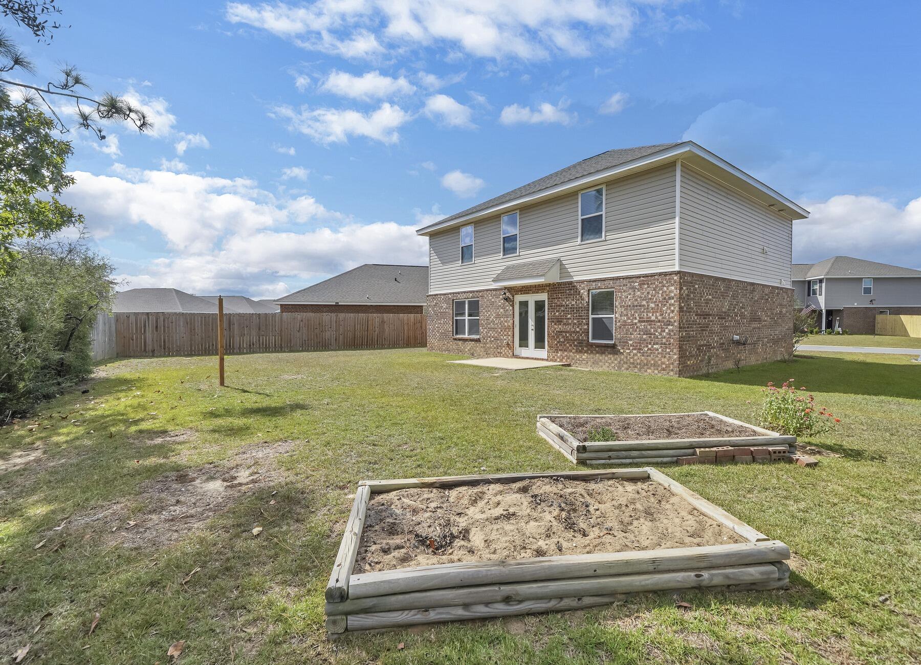 Redstone Commons - Residential Lease