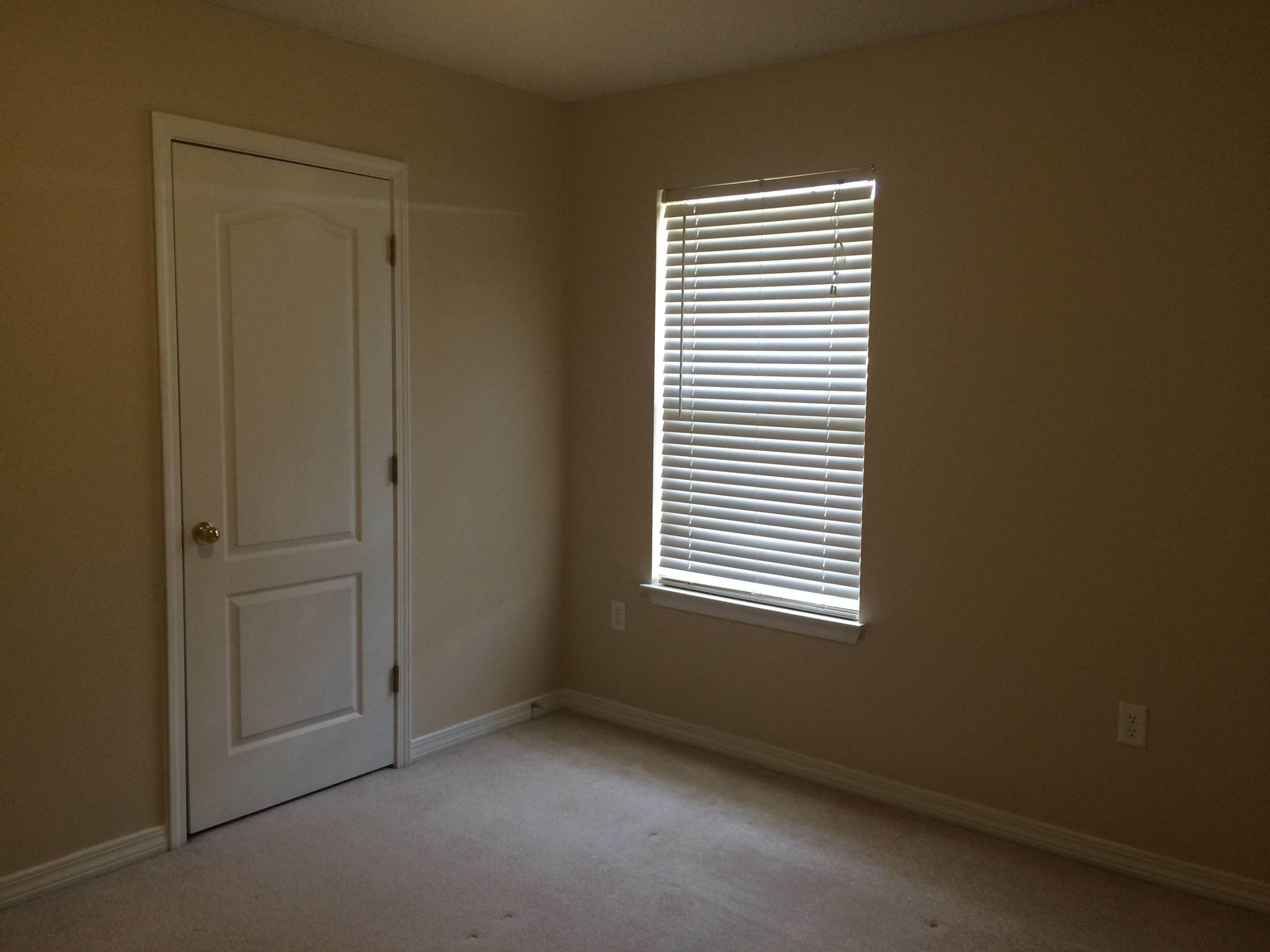 PARADISE RETREAT - Residential Lease