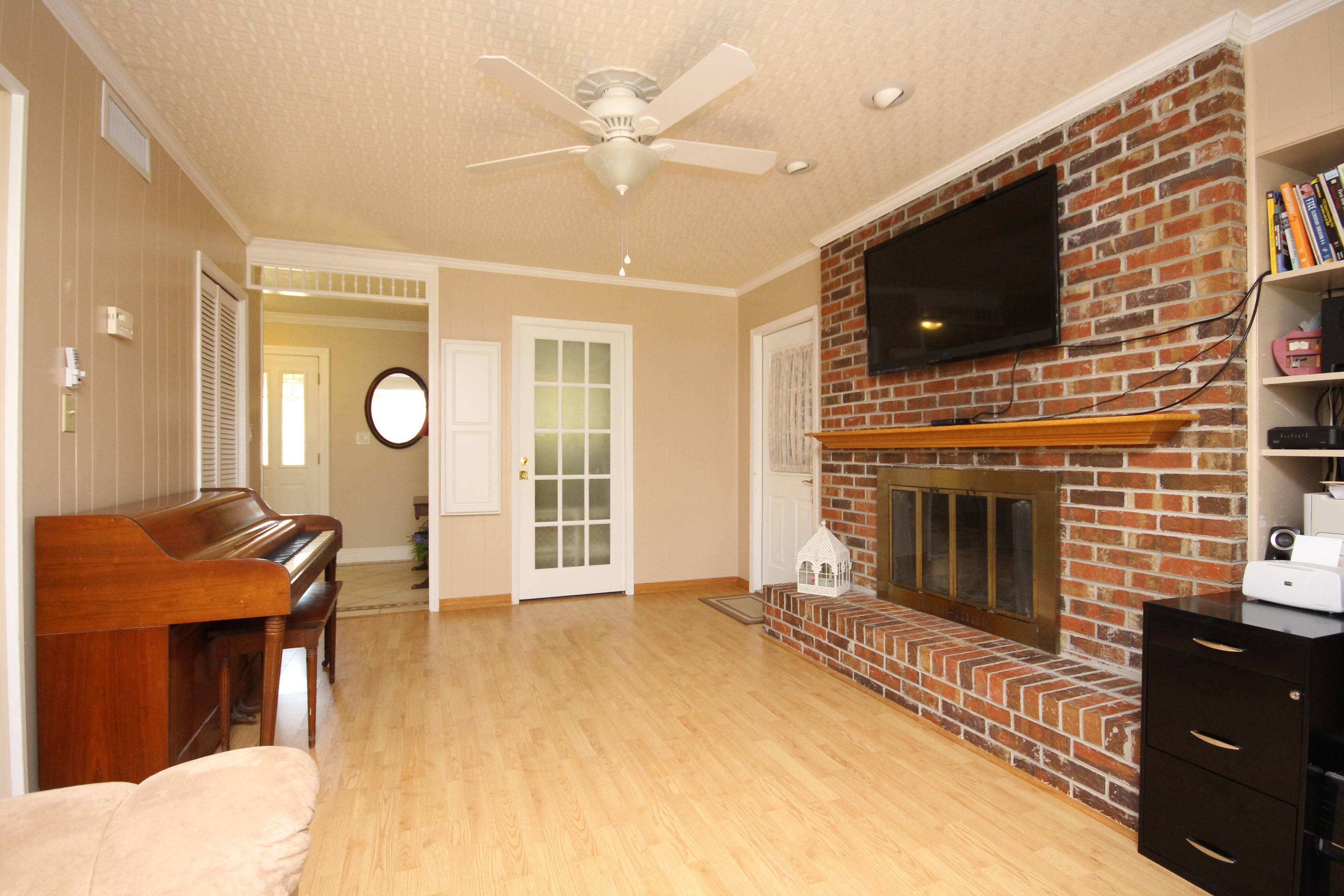 LAKE LORRAINE ESTATES 1 - Residential