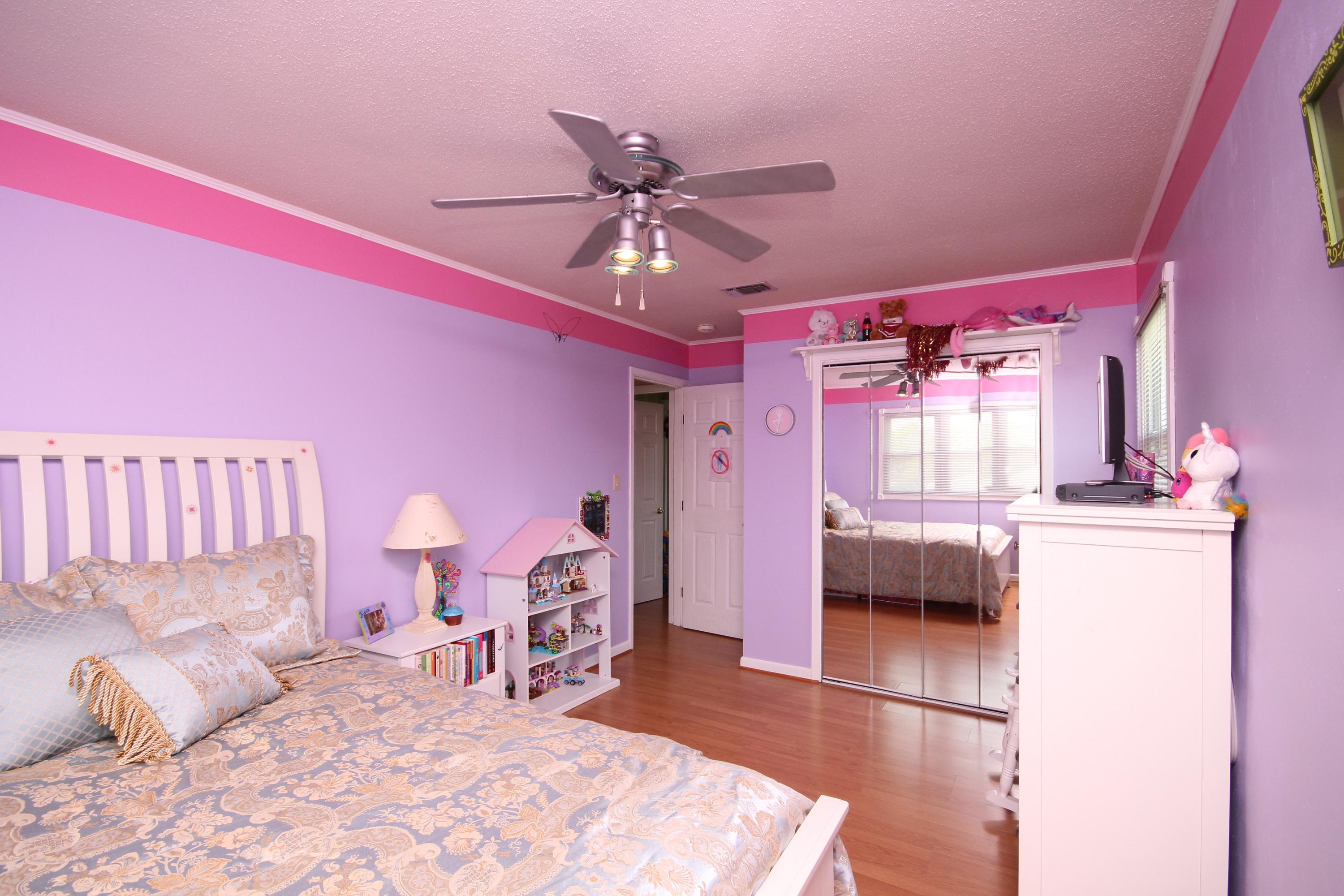 LAKE LORRAINE ESTATES 1 - Residential