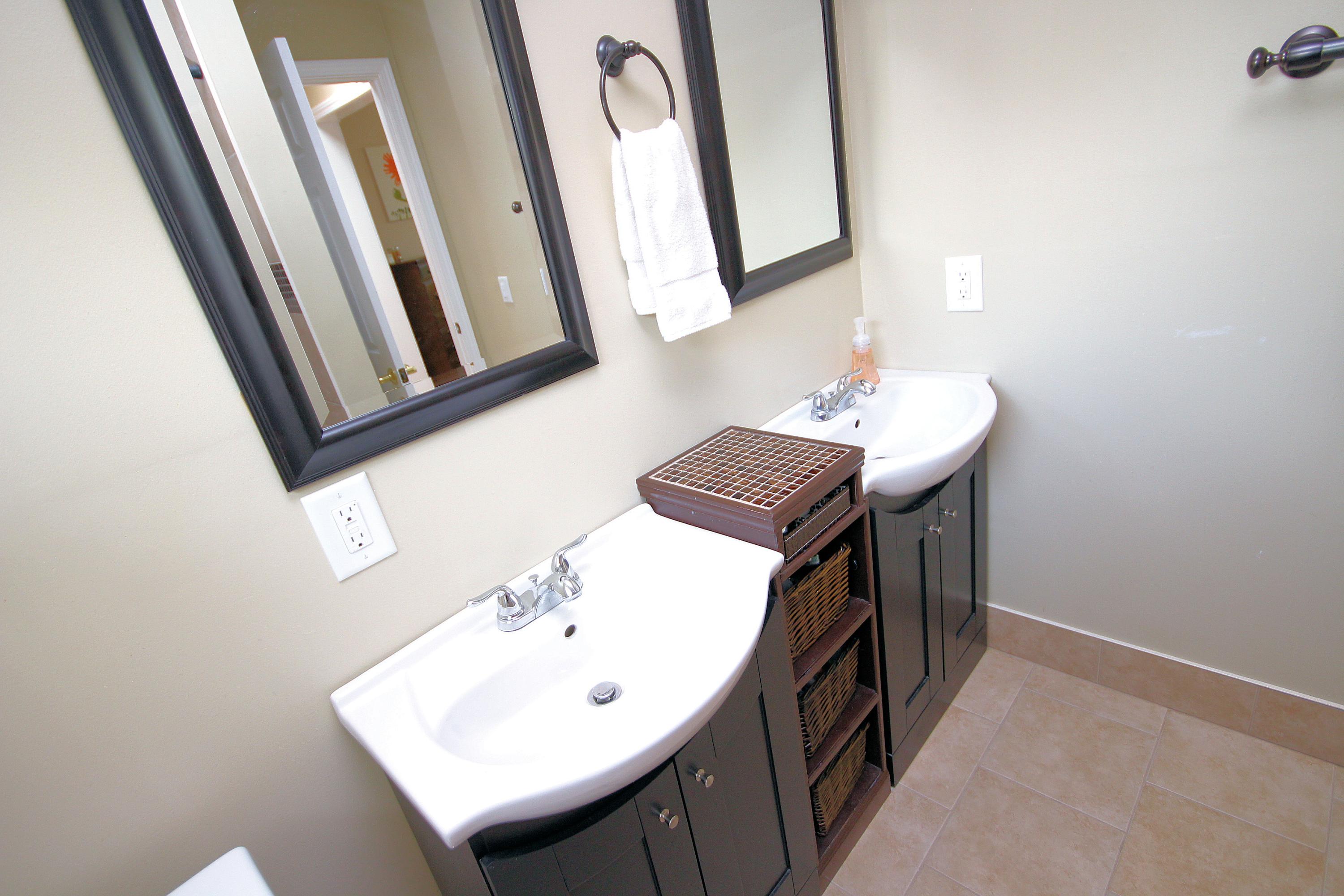 LAKE LORRAINE ESTATES 1 - Residential