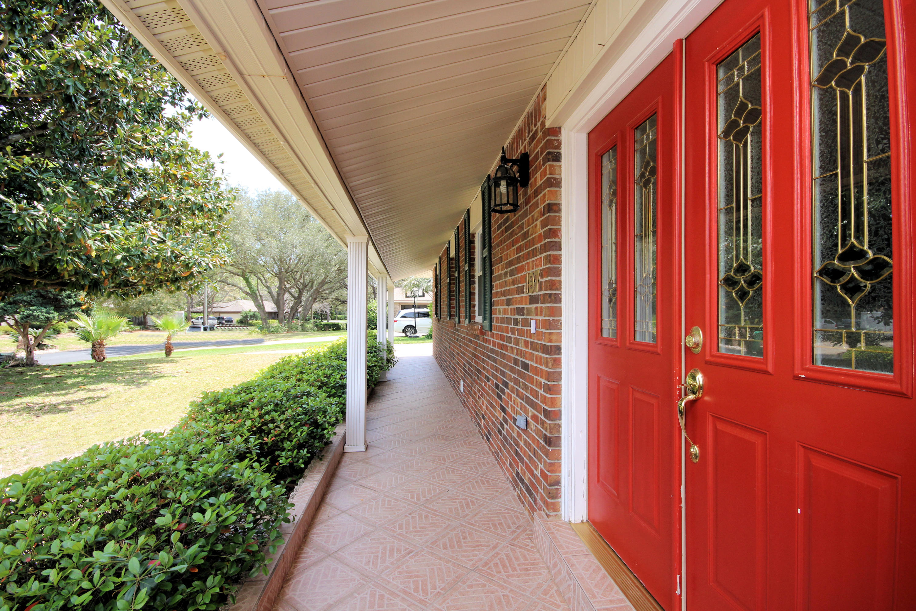 LAKE LORRAINE ESTATES 1 - Residential