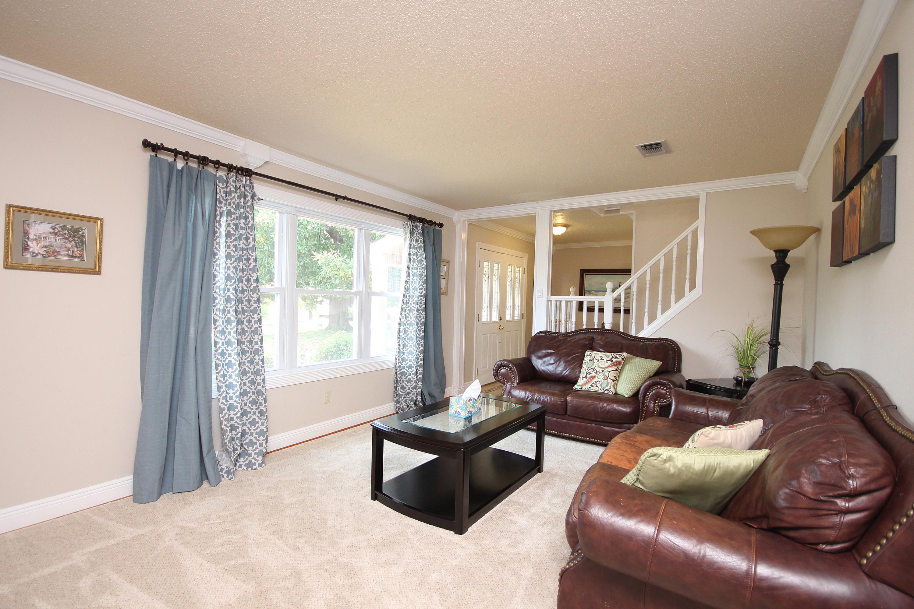 LAKE LORRAINE ESTATES 1 - Residential