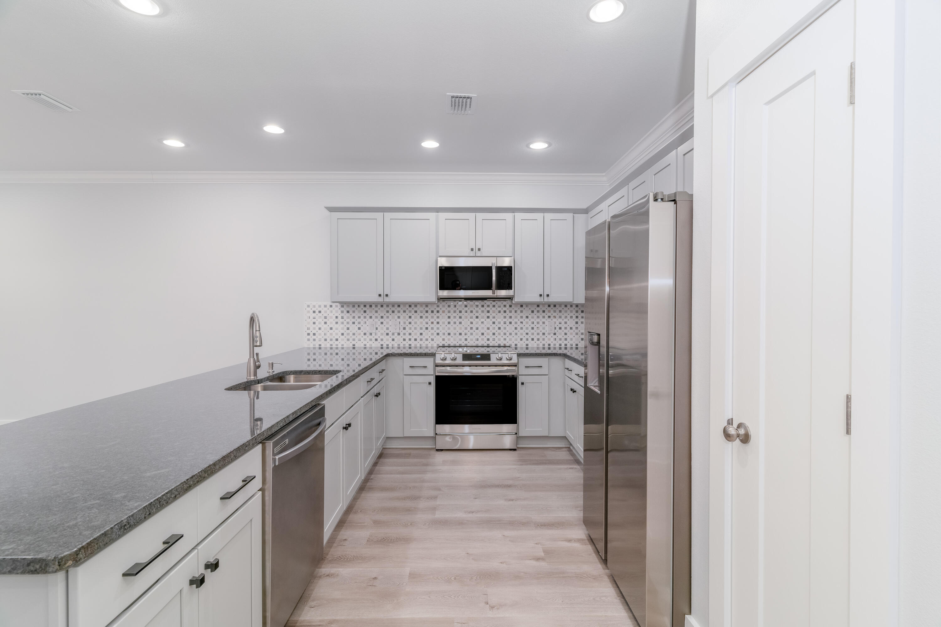 Ainsley Parc - Residential