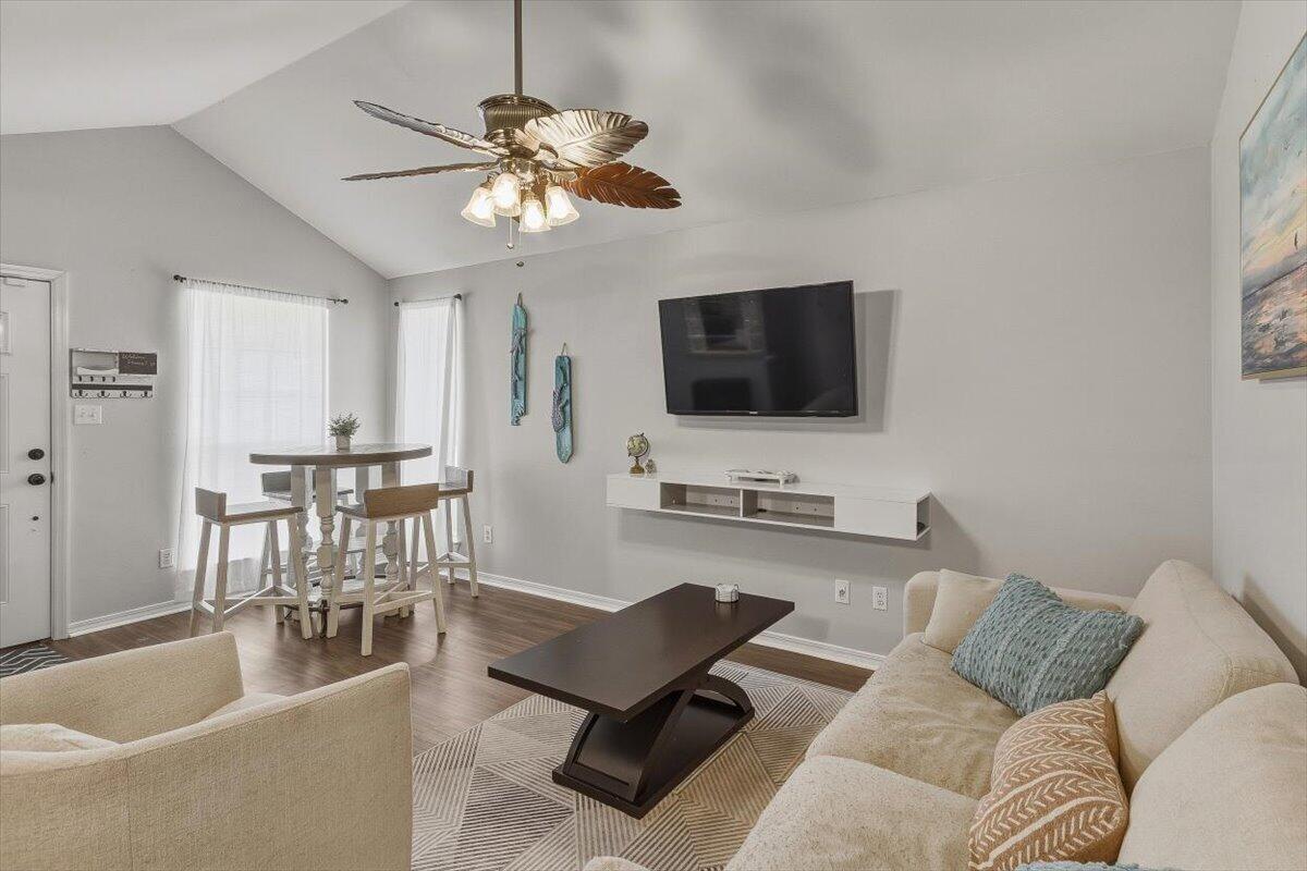 CASA LOMA S/D - Residential