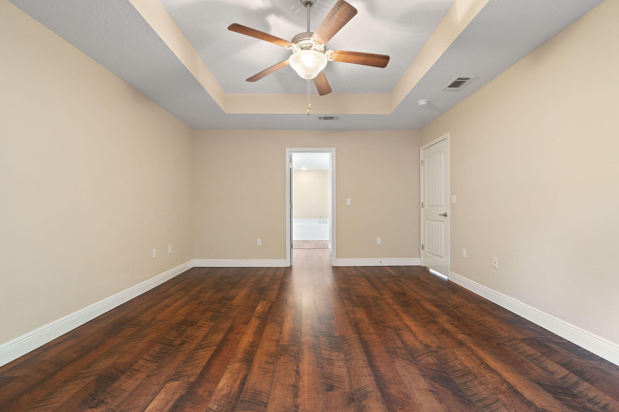 CREETWOOD VILLAGE - Residential