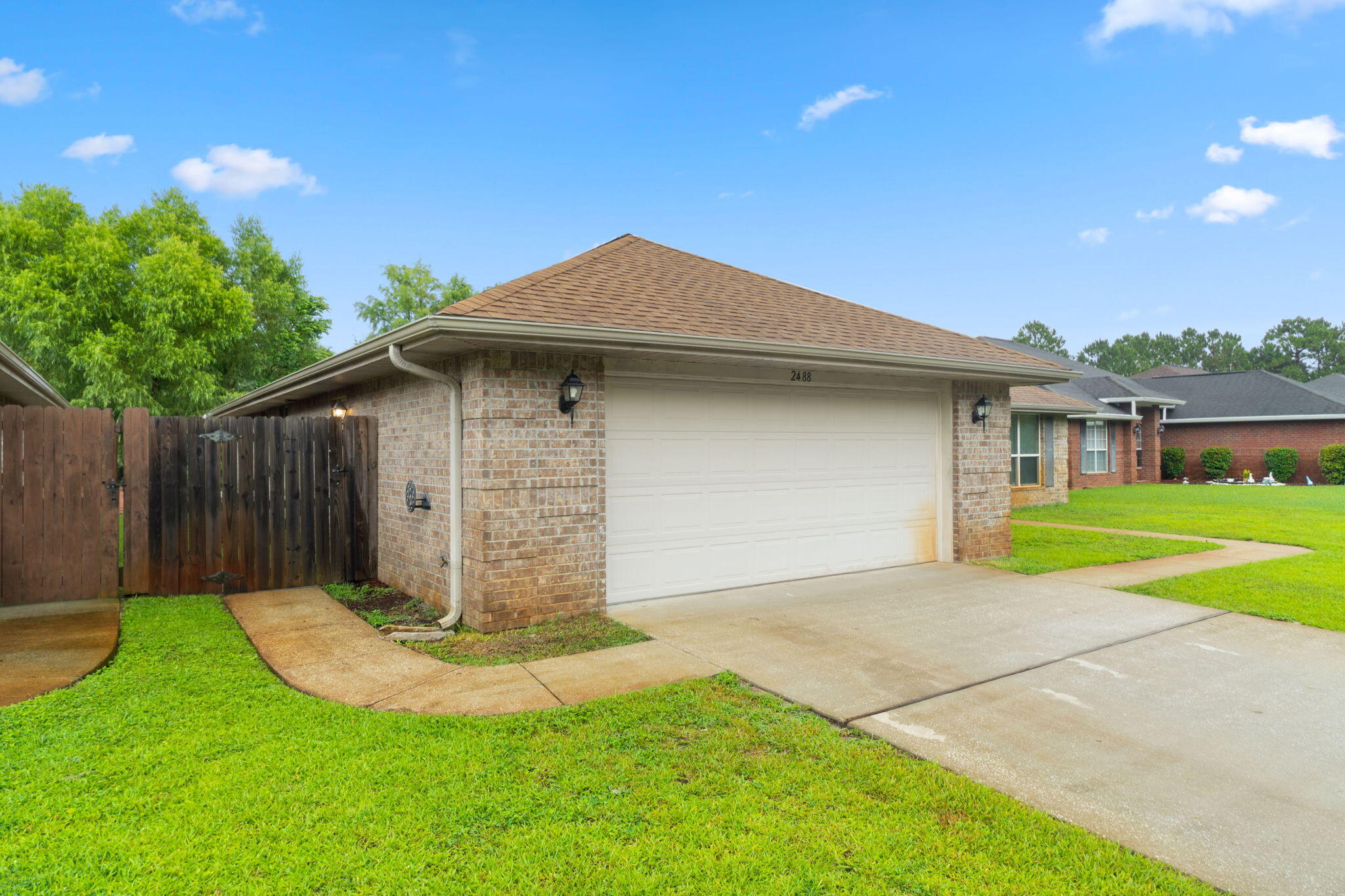 CREETWOOD VILLAGE - Residential