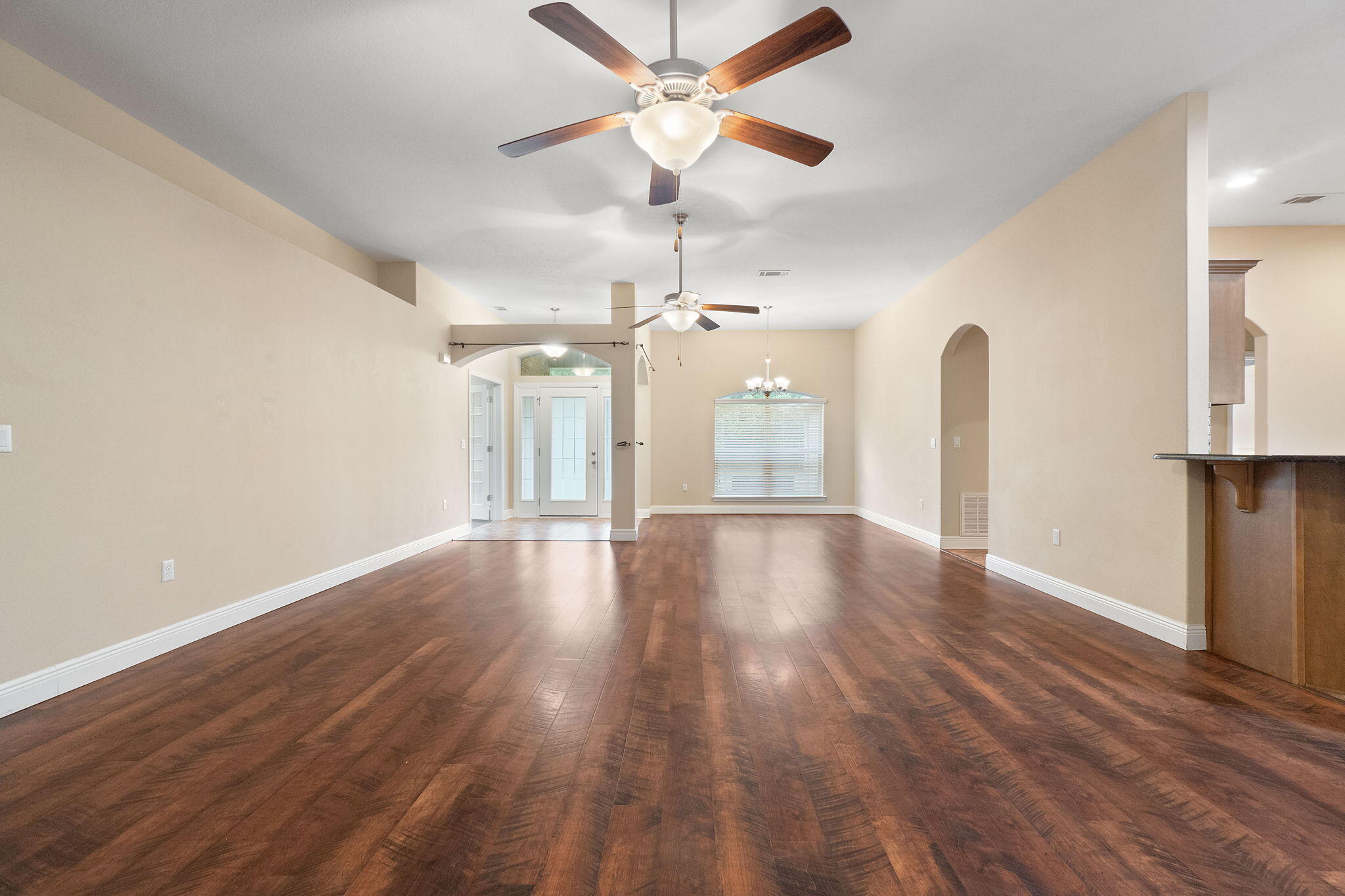 CREETWOOD VILLAGE - Residential