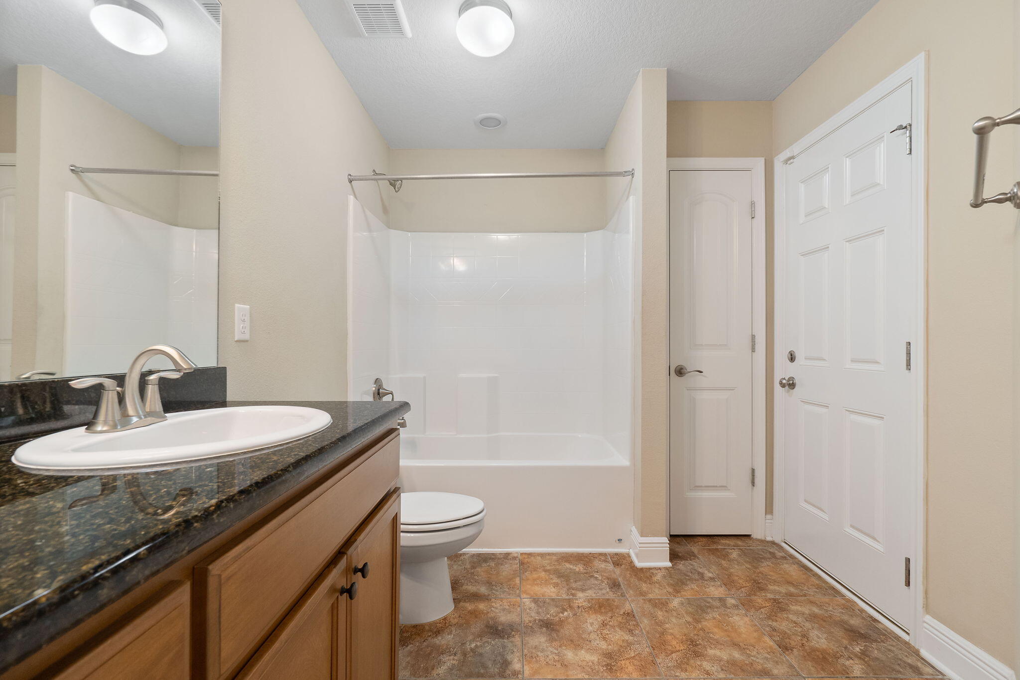 CREETWOOD VILLAGE - Residential