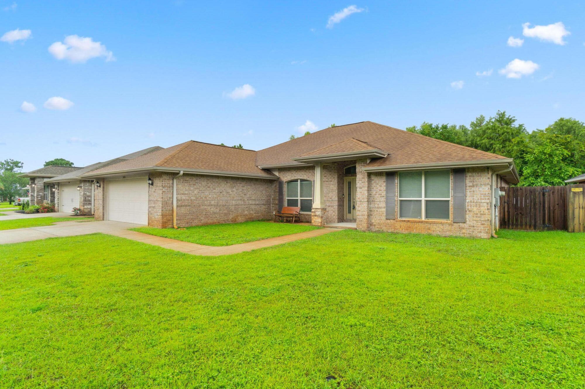 CREETWOOD VILLAGE - Residential