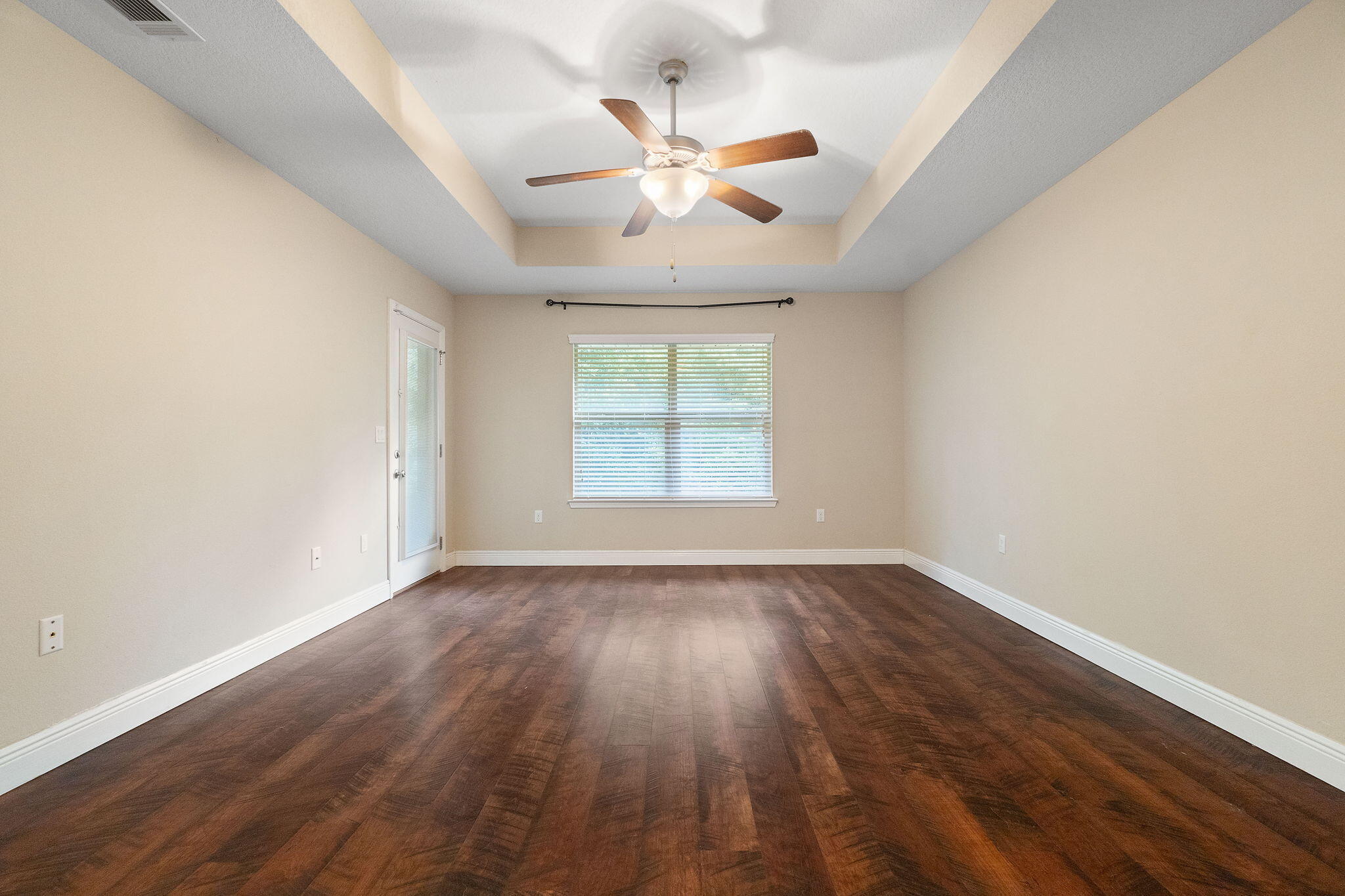 CREETWOOD VILLAGE - Residential