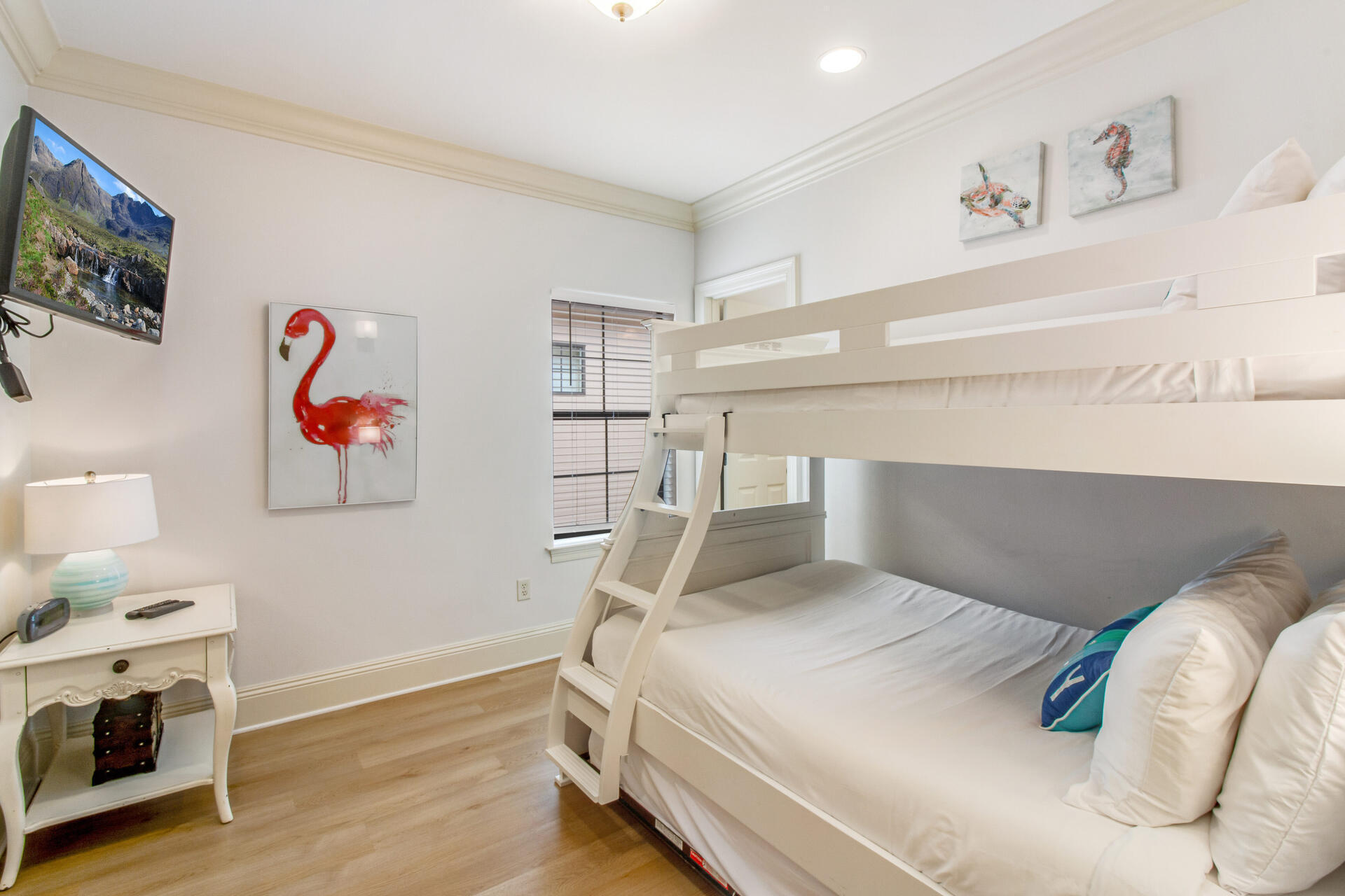 VILLA LAGO - Residential