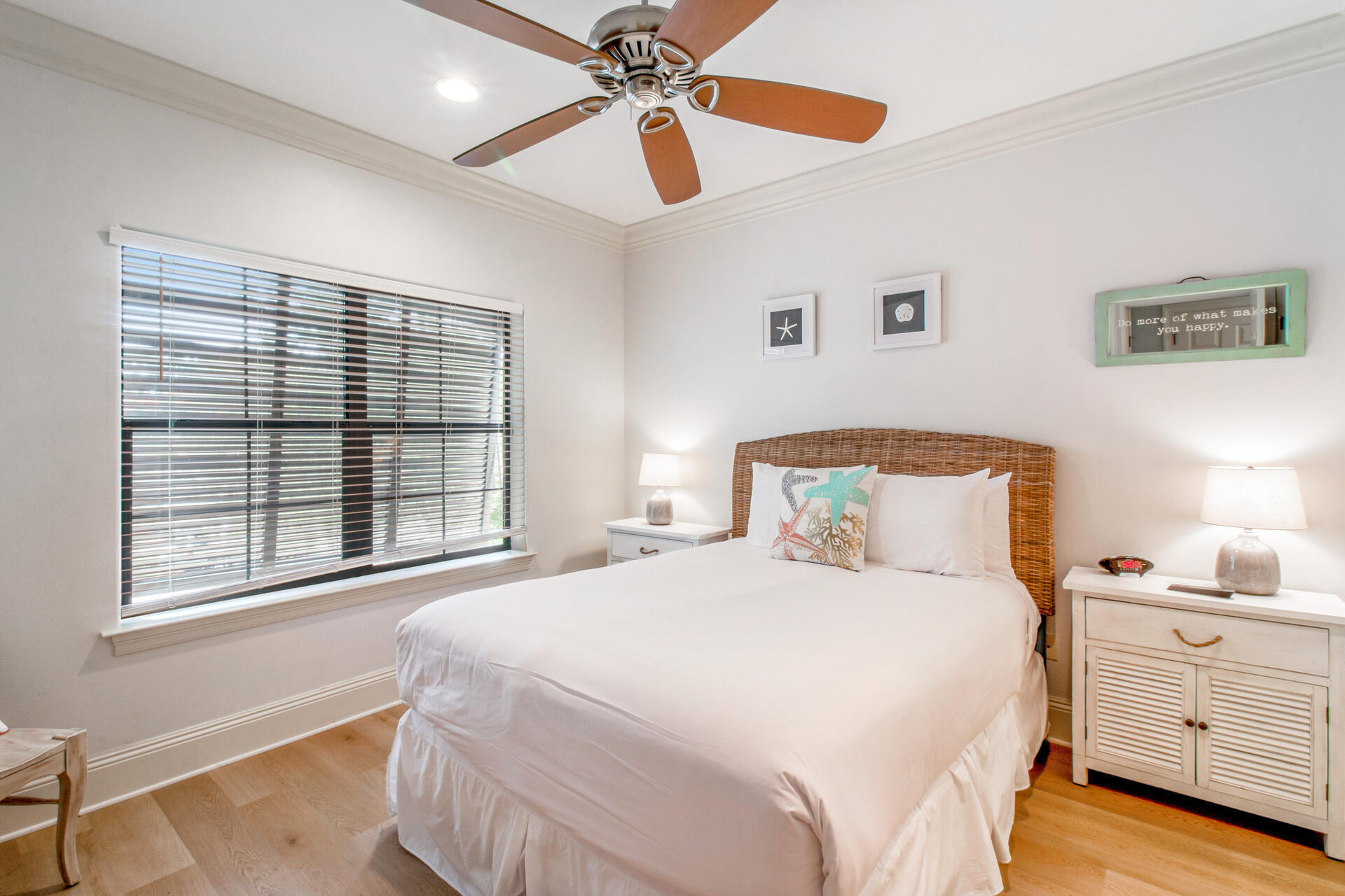 VILLA LAGO - Residential