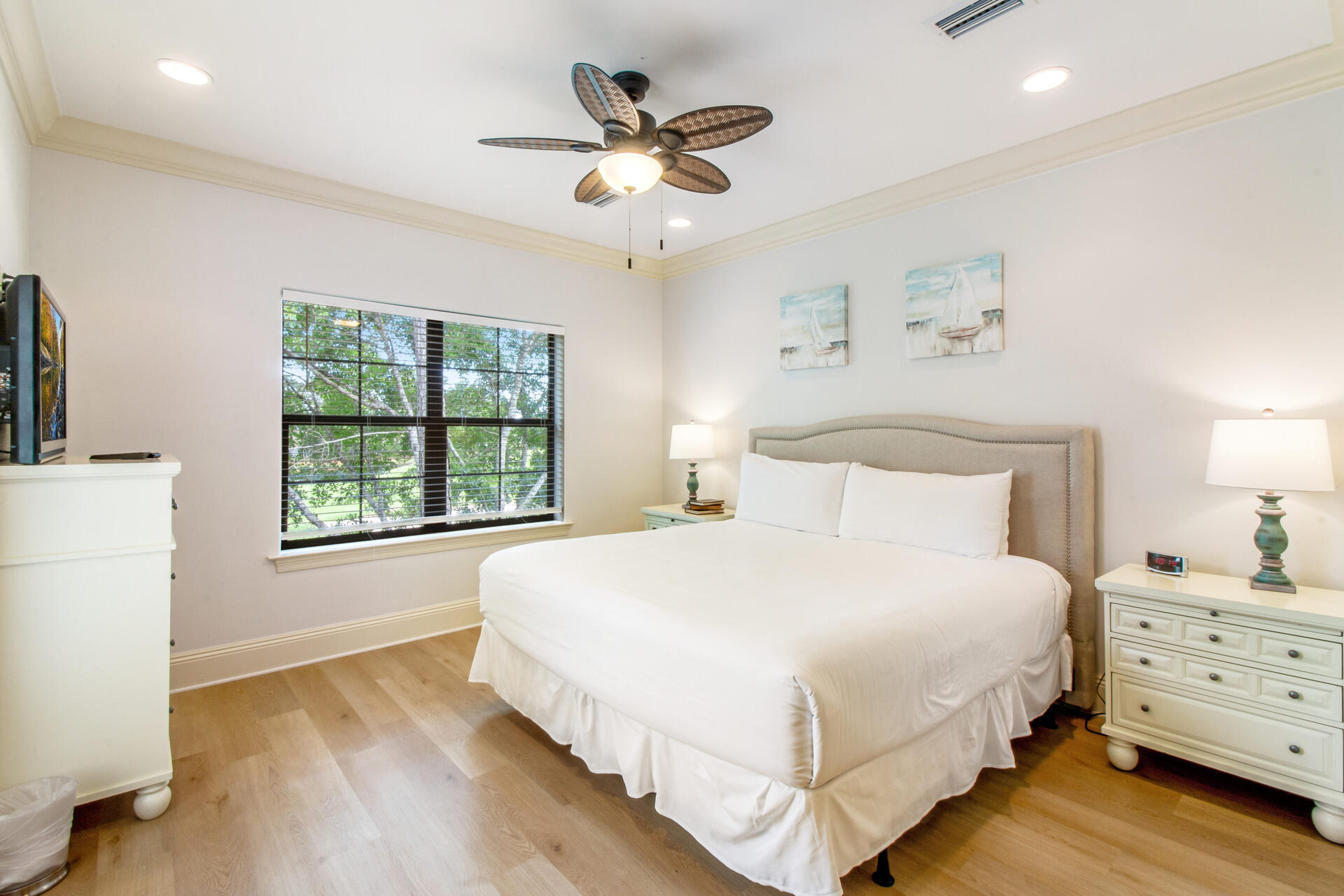 VILLA LAGO - Residential